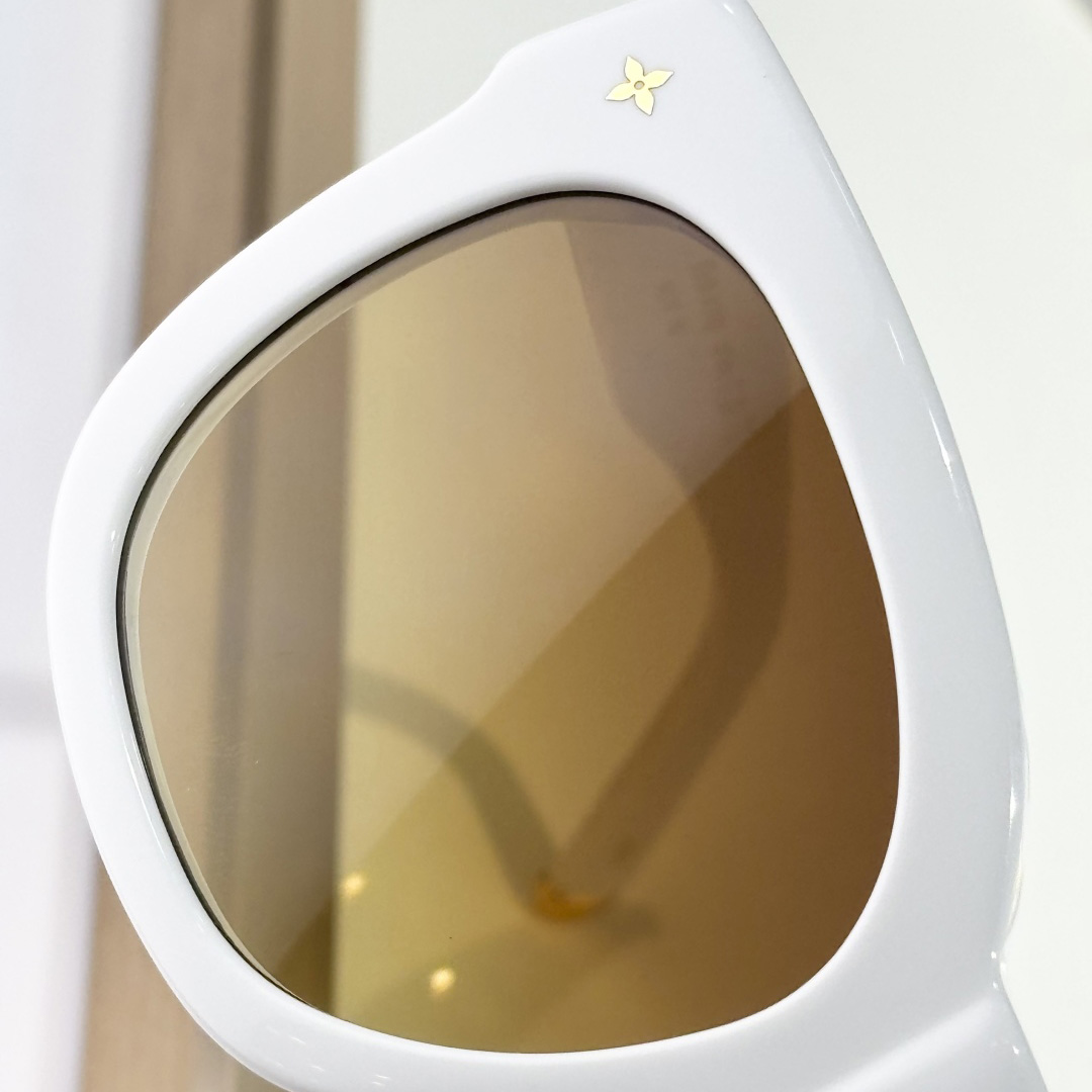 Louis Vuitton LV x TM My Monogram Multicolor Square Sunglasses  Z2725W - EUR FASHION