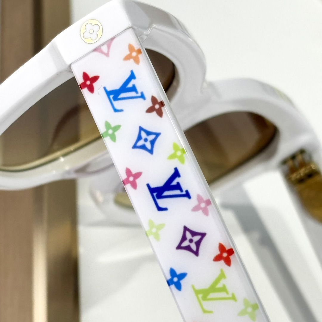 Louis Vuitton LV x TM My Monogram Multicolor Square Sunglasses  Z2725W - EUR FASHION