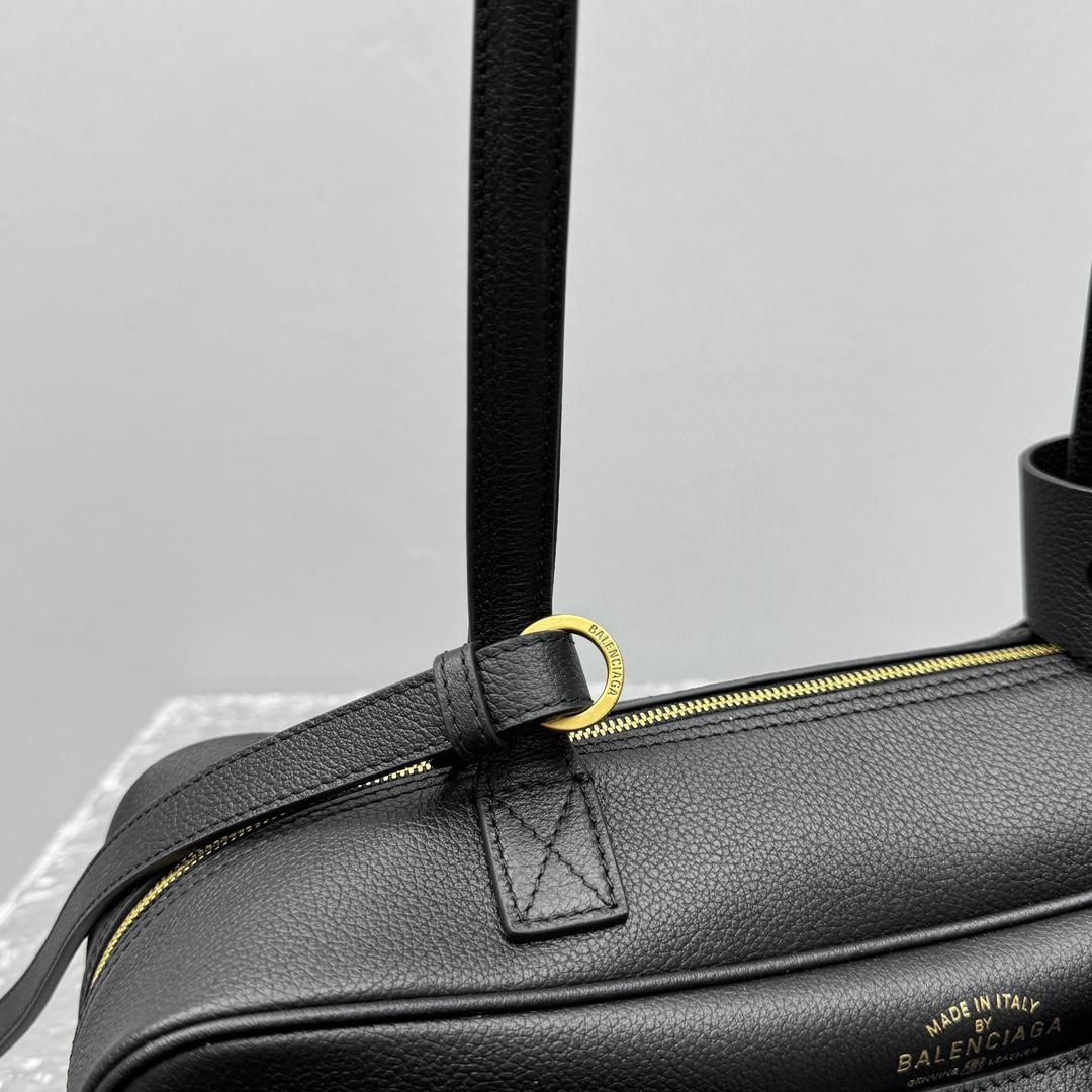 Balenciaga Carrie Bowling Bag Small In Black - EUR FASHION