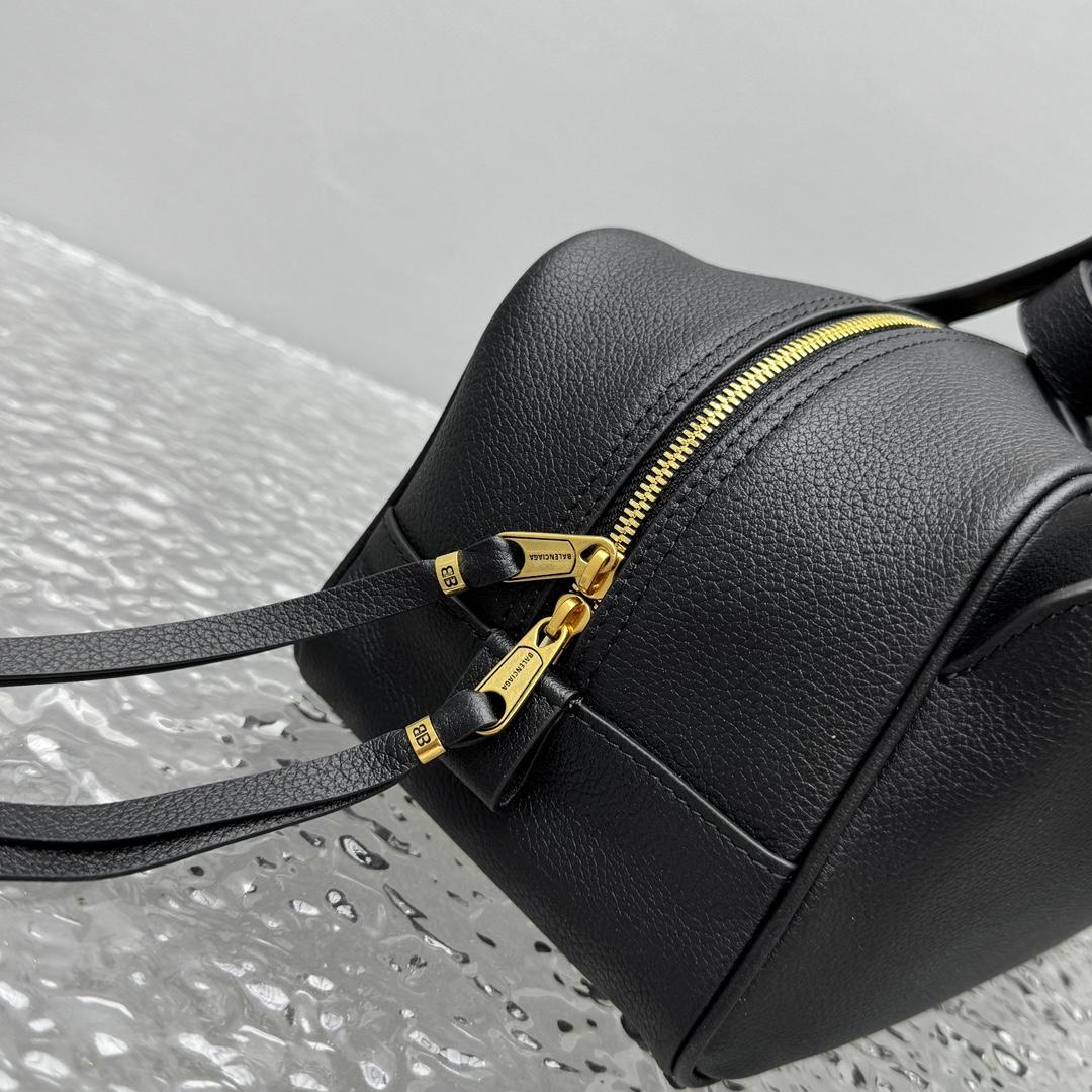 Balenciaga Carrie Bowling Bag Small In Black - EUR FASHION