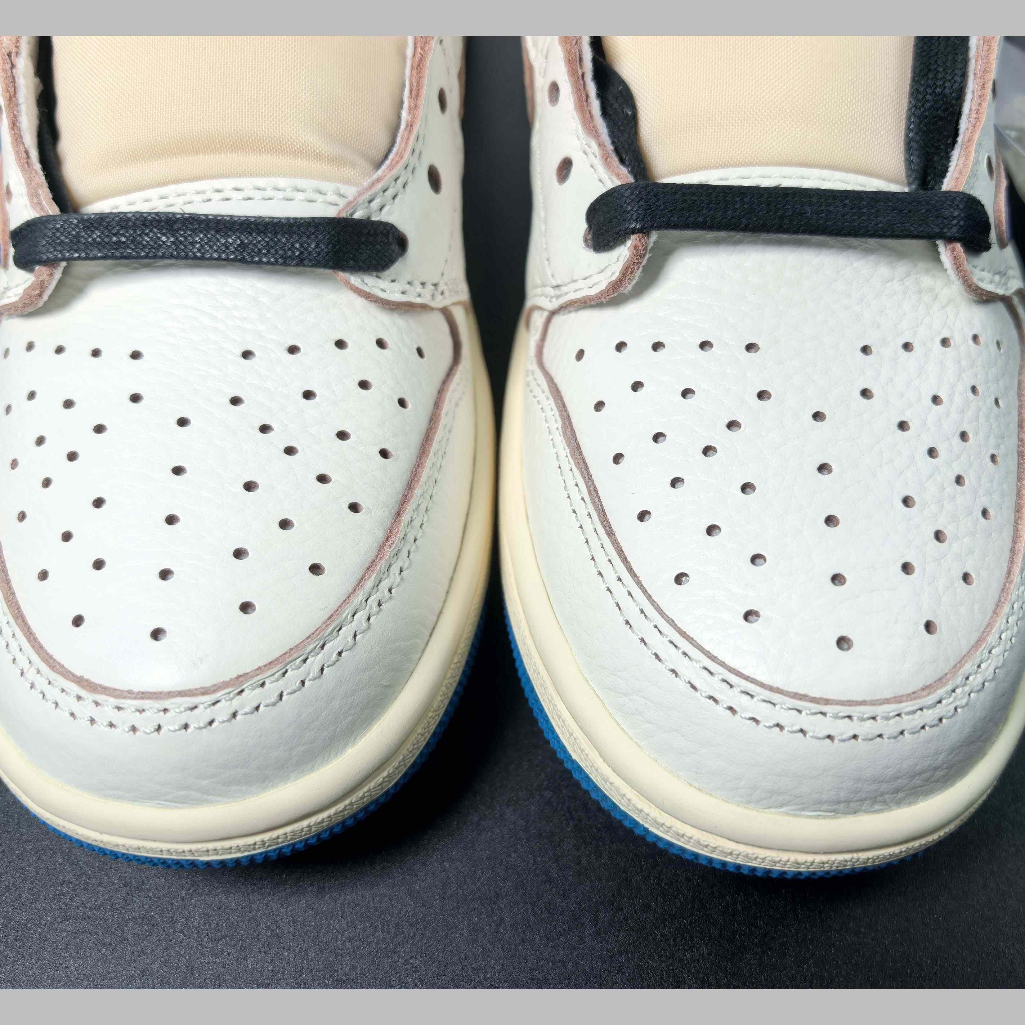 ​Travis Scott x Fragment x Air Jordan 1 Low OG Sneaker    DM7866-104 - EUR FASHION