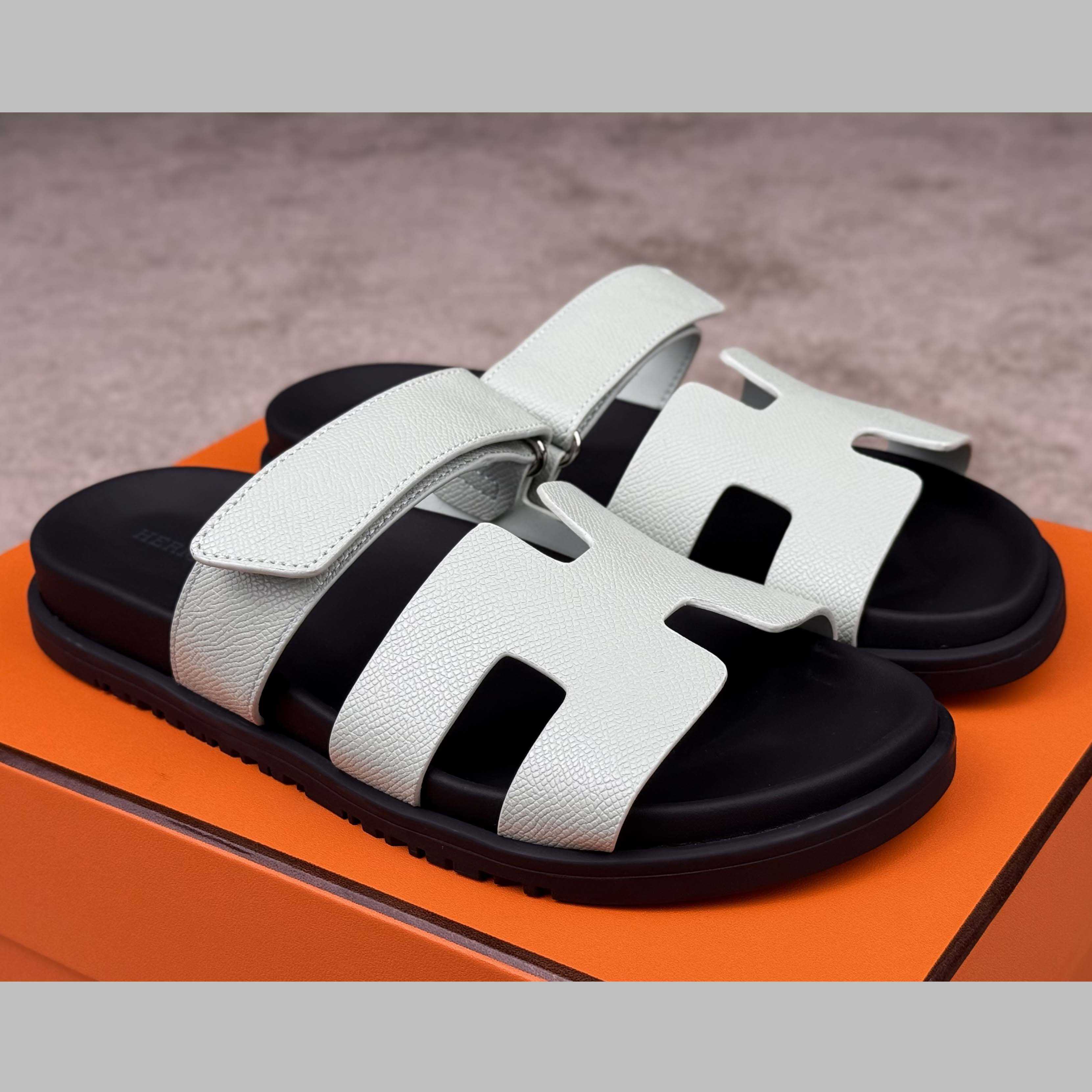  - EUR FASHION