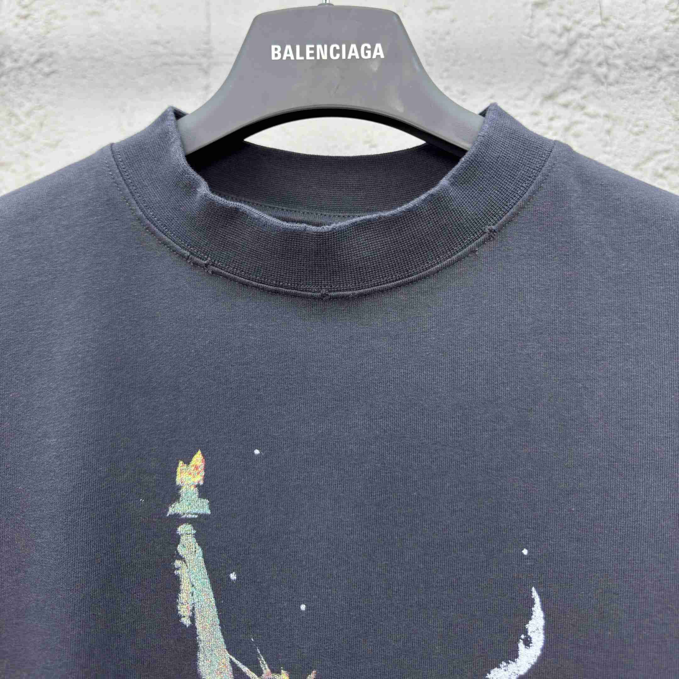 Balenciaga Paris Liberty T-Shirt Medium Fit In Black Vintage Jersey - EUR FASHION