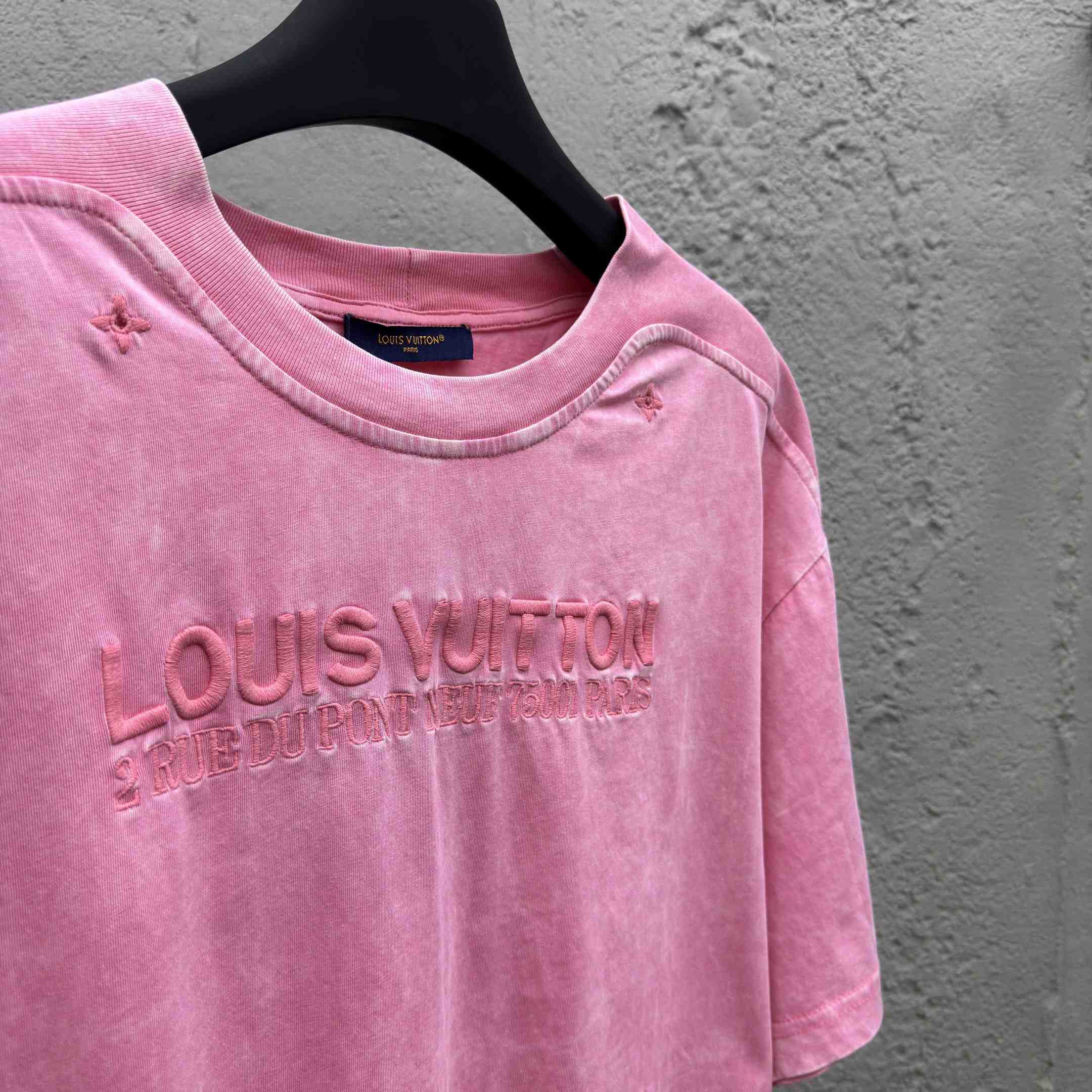 Louis Vuitton Washed Ribbed T-Shirt   1AHWA0 - EUR FASHION