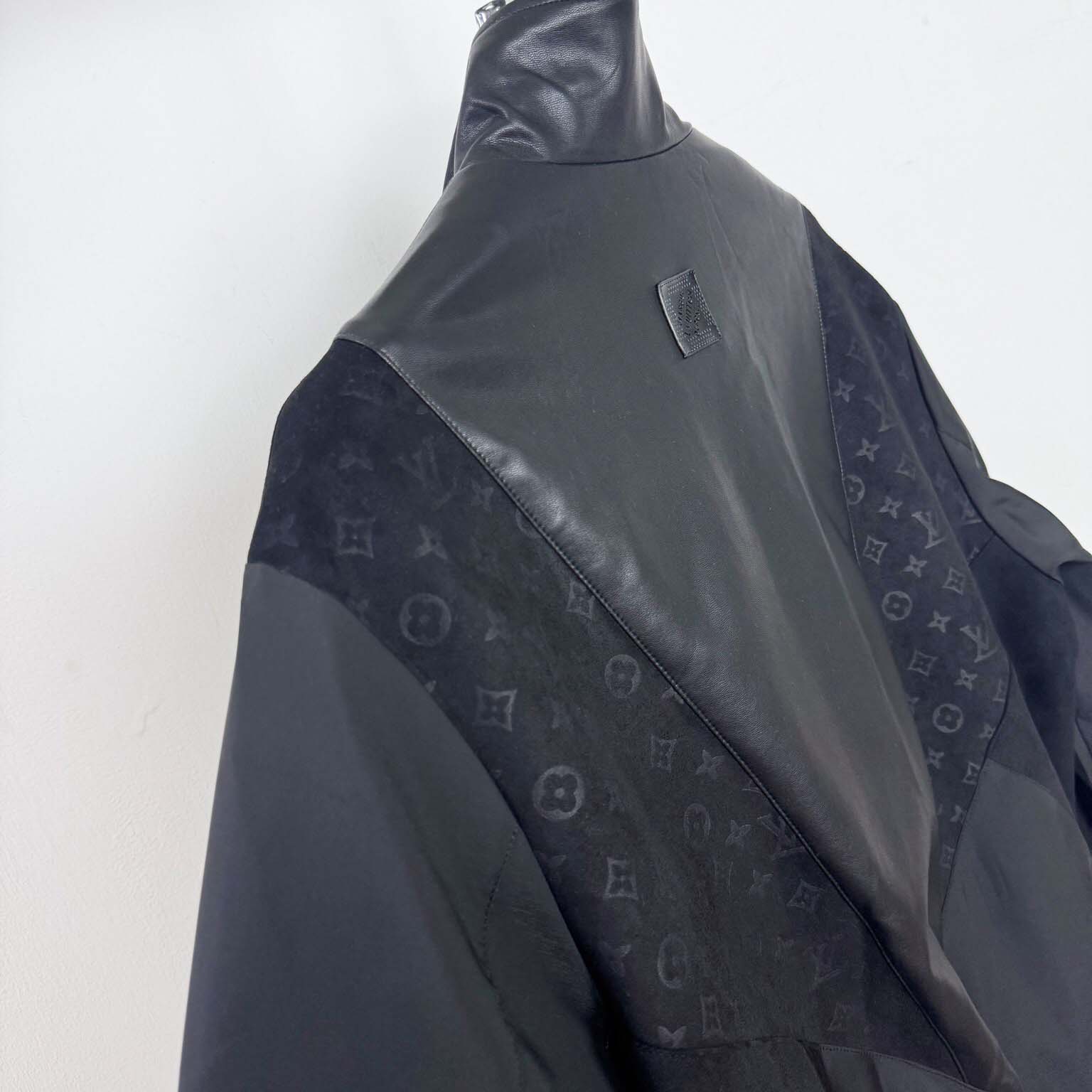 Louis Vuitton Leather Mix Track Top   1AHVM1 - EUR FASHION