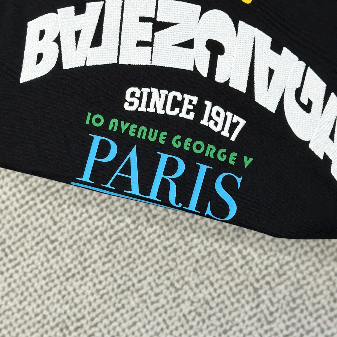 Balenciaga Oversized T-Shirt  - EUR FASHION