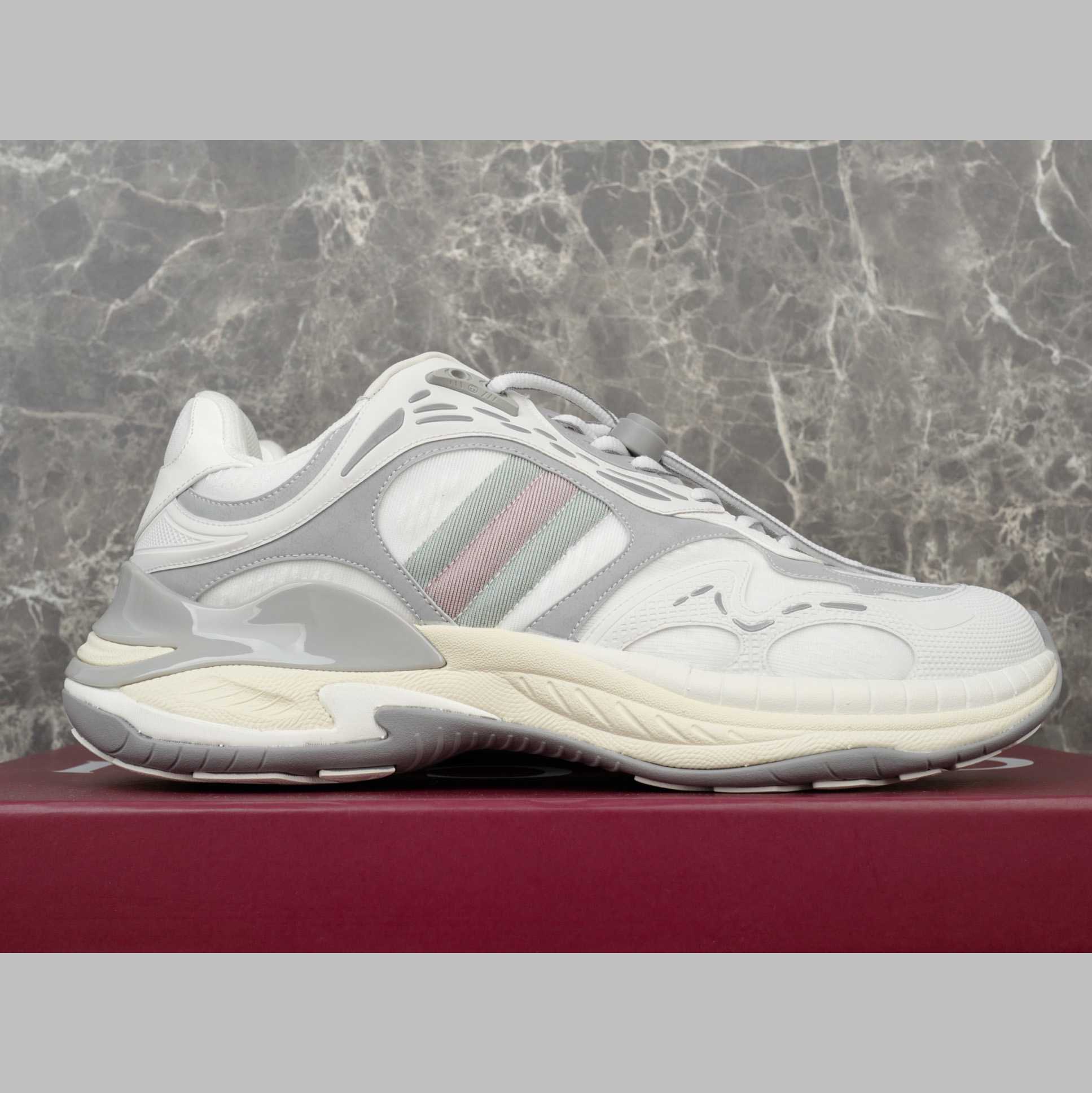 Gucci Men's Gucci 2.0 Sneaker - EUR FASHION