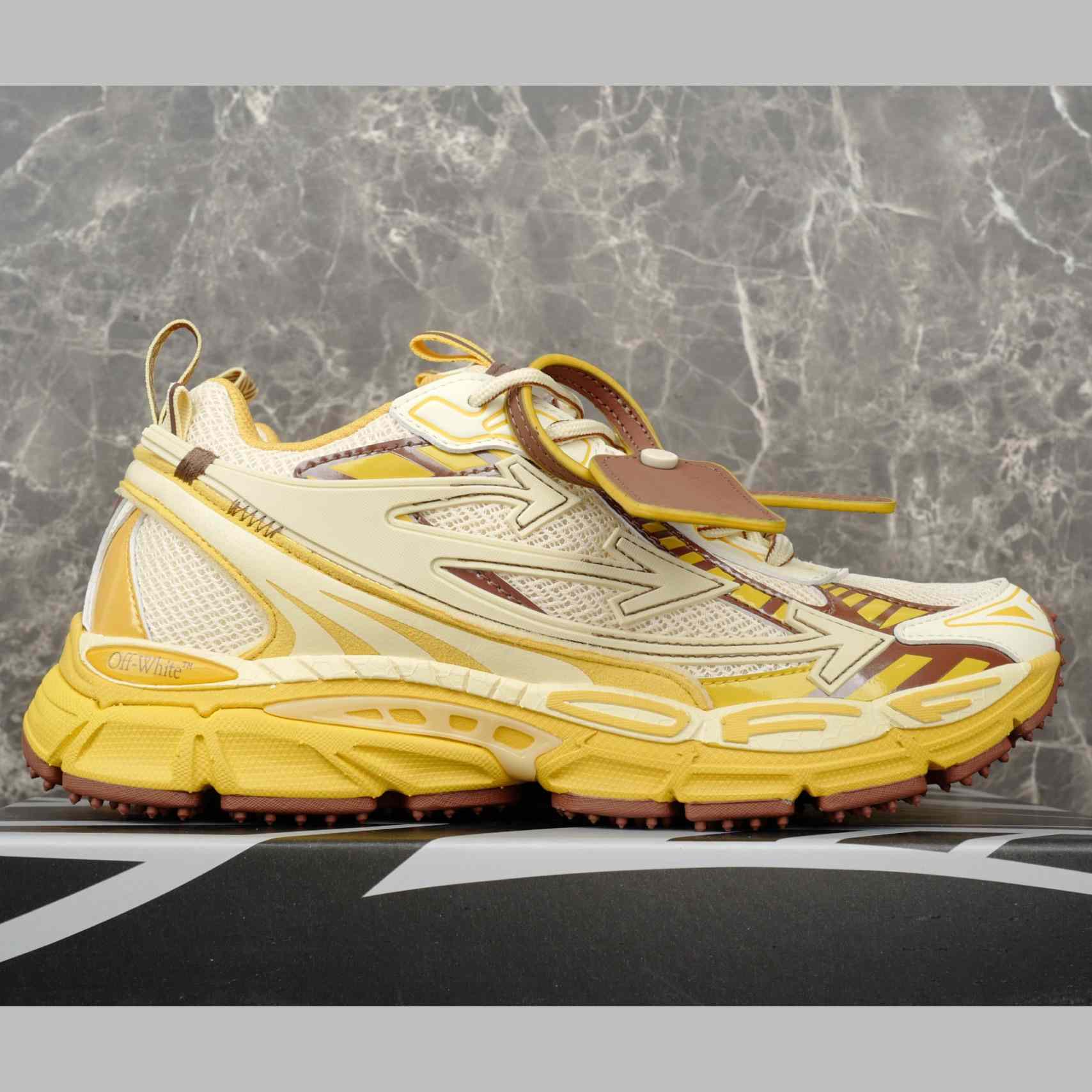 Off-White Be Right Back - EUR FASHION