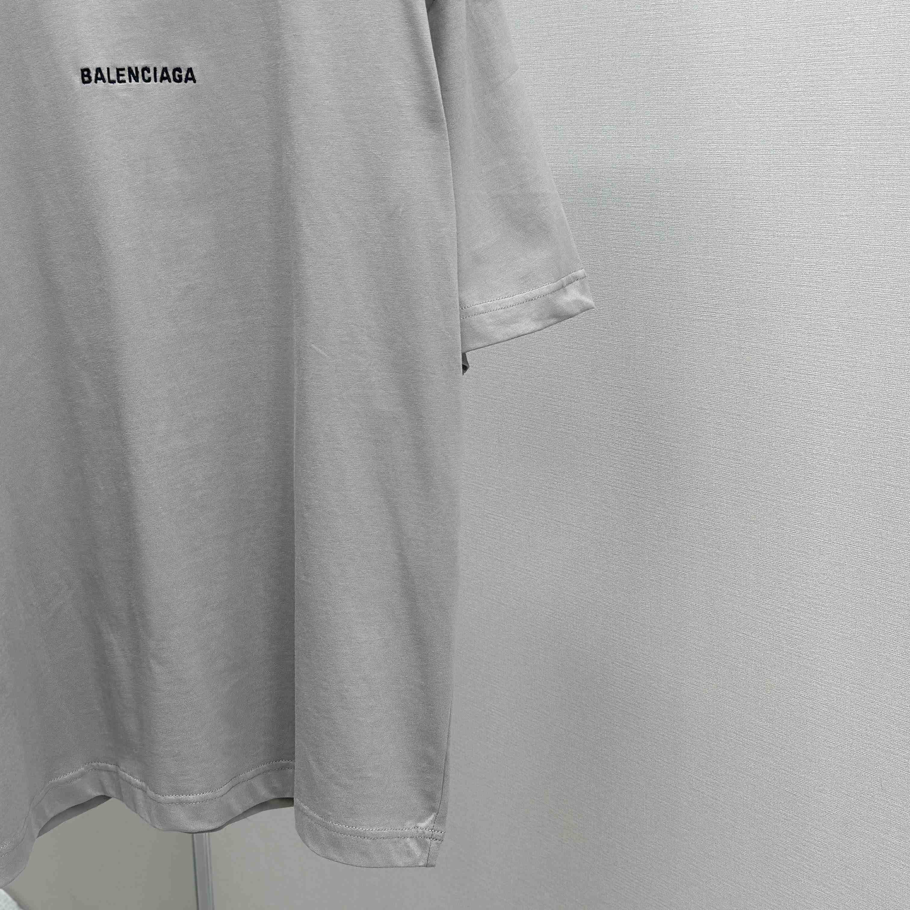 Balenciaga Unisex Medium-fit T-shirt In Vintage-jersey - EUR FASHION