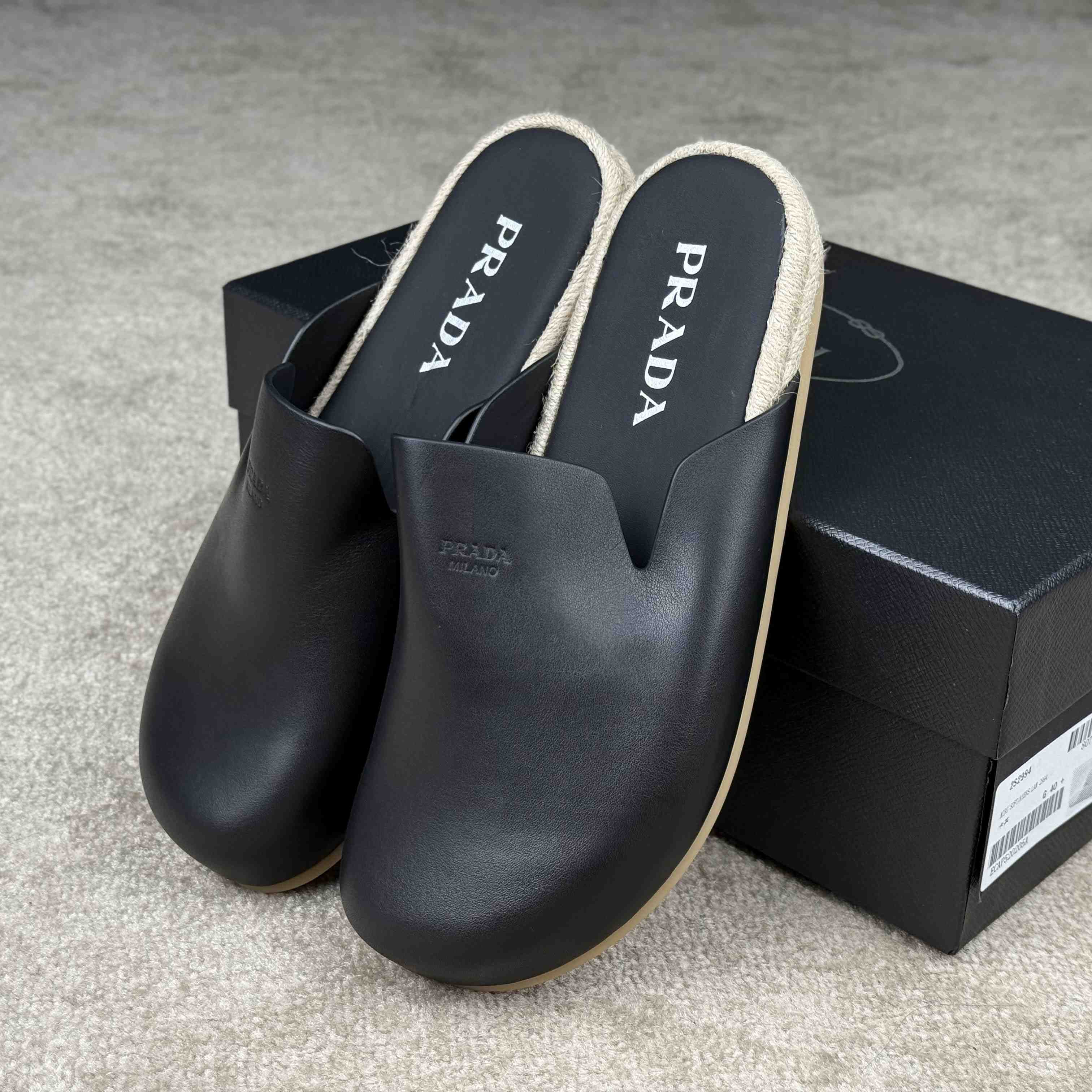 Prada Leather Mules - EUR FASHION