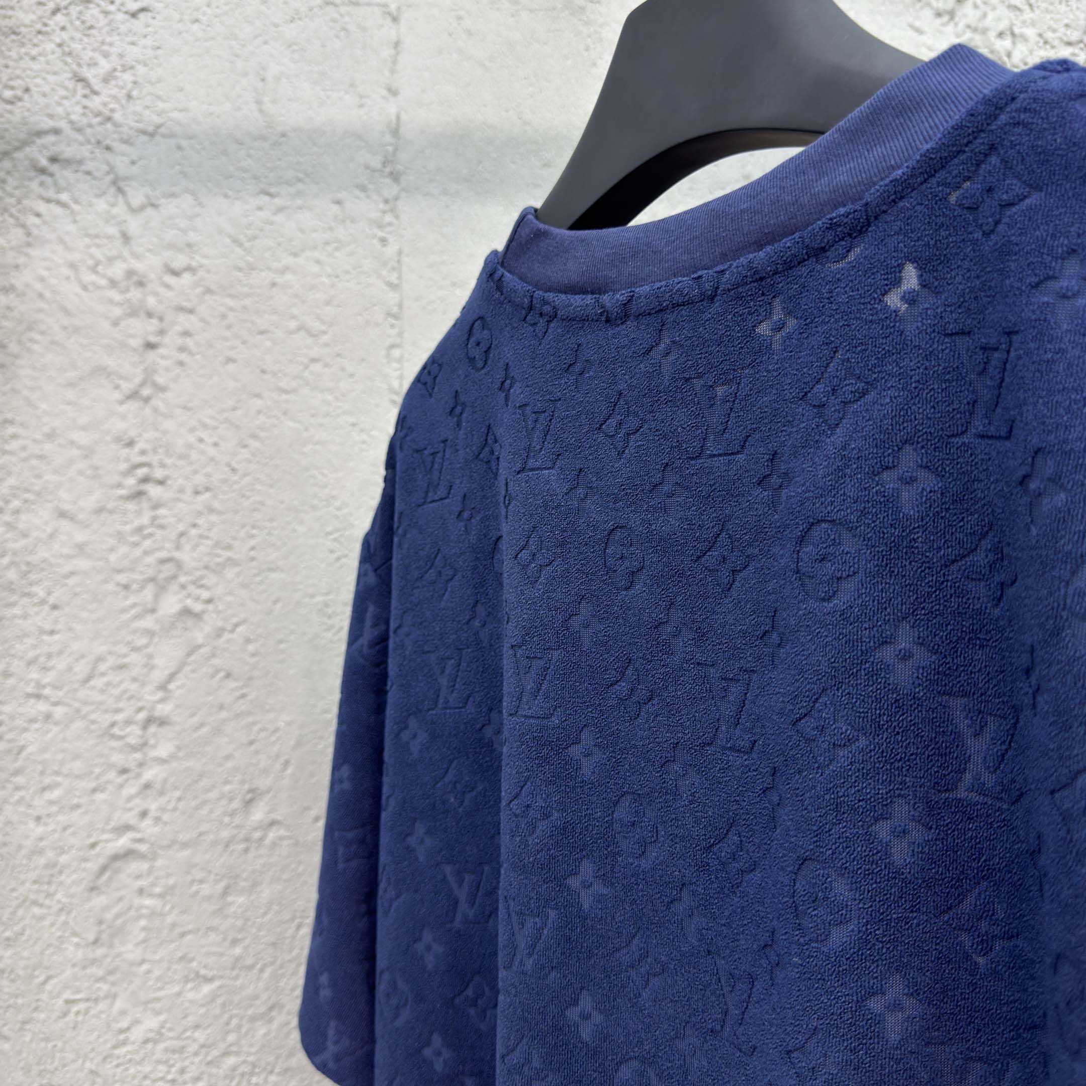 Louis Vuitton Monogram French Terry T-Shirt   1AHWBC - EUR FASHION