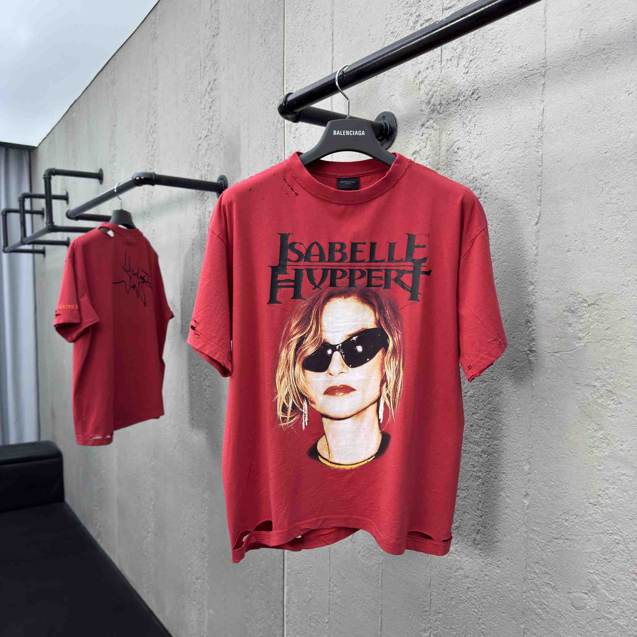  - EUR FASHION