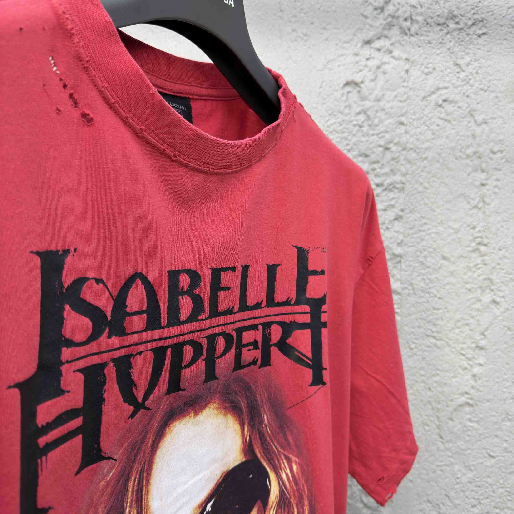 Balenciaga Isabelle Boxy T-Shirt in faded red dry jersey - EUR FASHION
