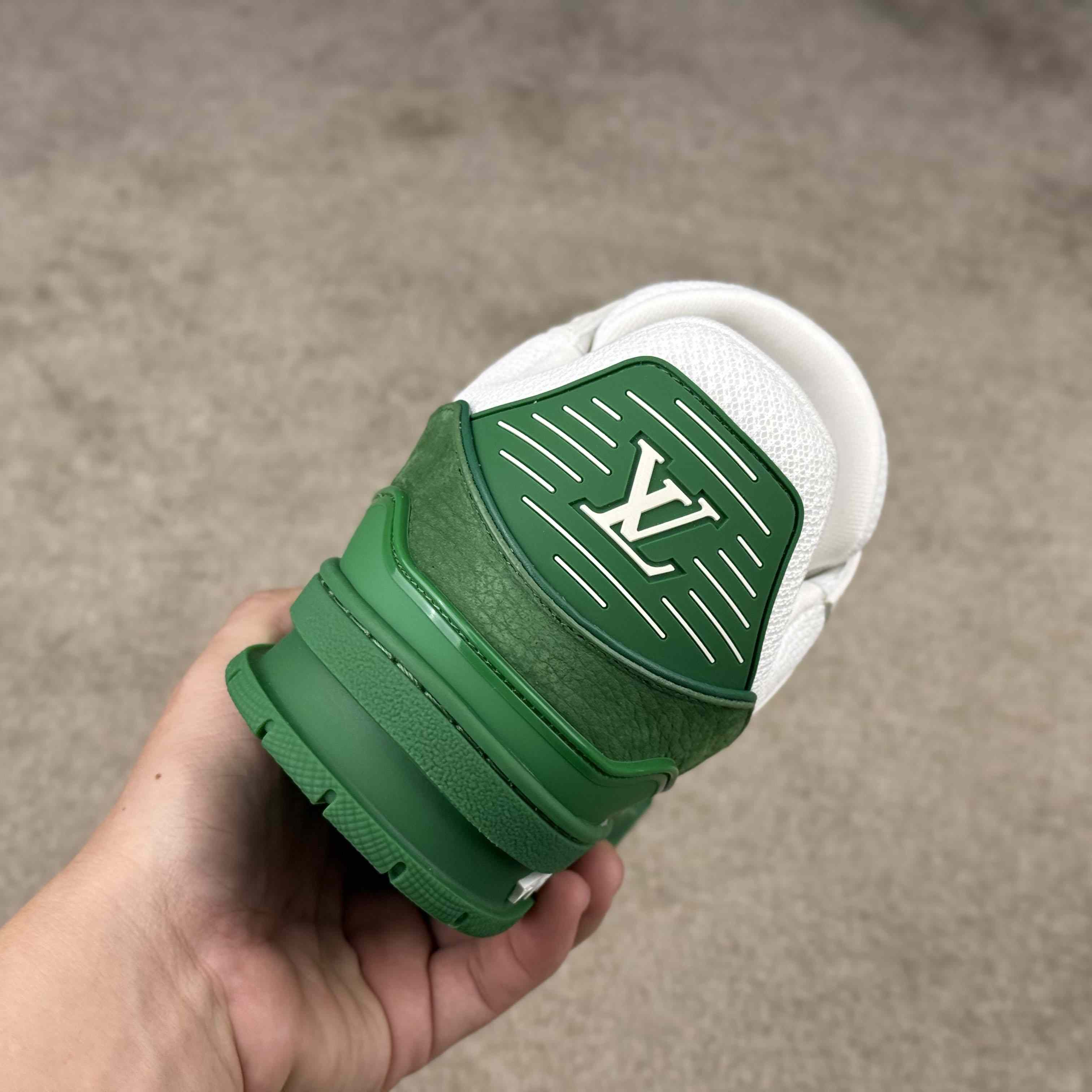 Louis Vuitton LV Trainer Sneaker   1AHTL1 - EUR FASHION