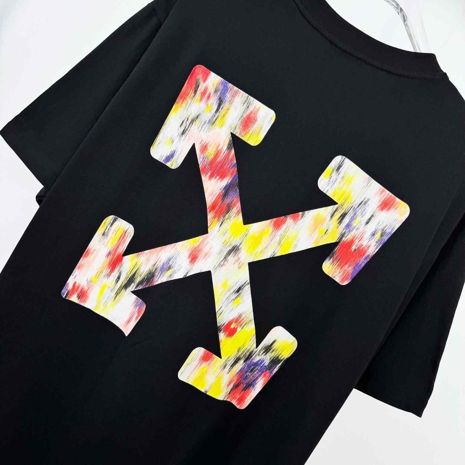 Off-White Arrow-Print T-shirt Black - EUR FASHION