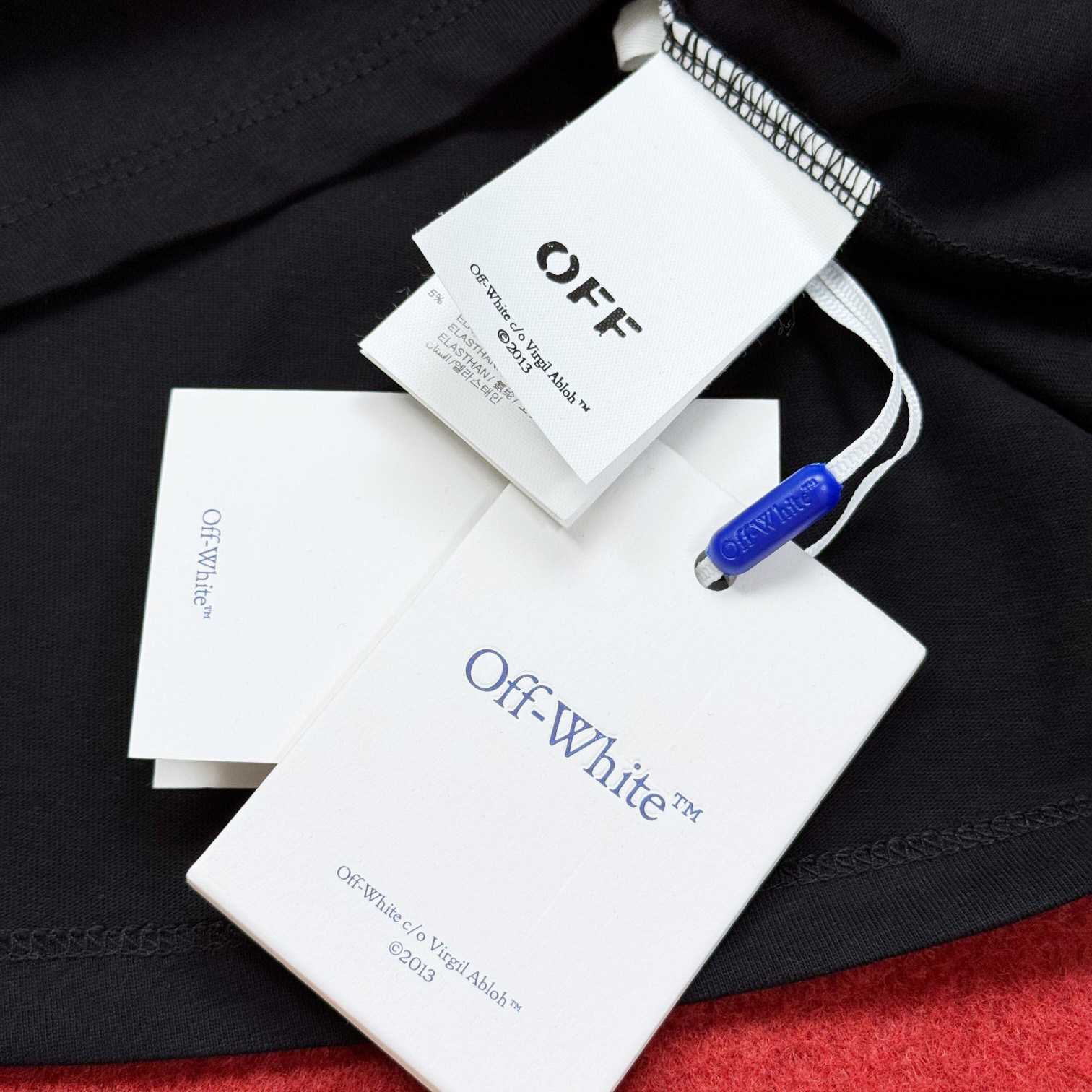 Off-White Arrow-Print T-shirt Black - EUR FASHION