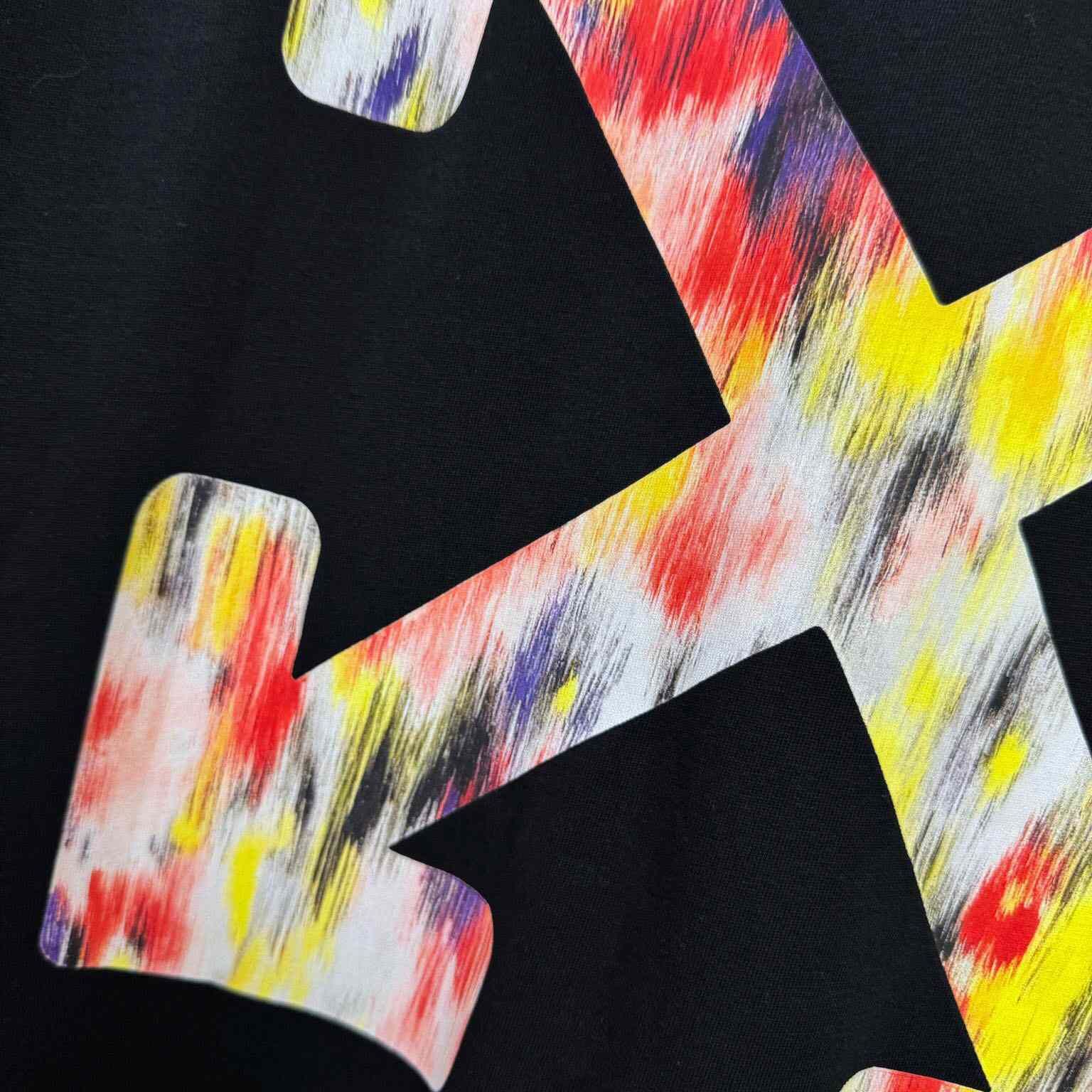 Off-White Arrow-Print T-shirt Black - EUR FASHION