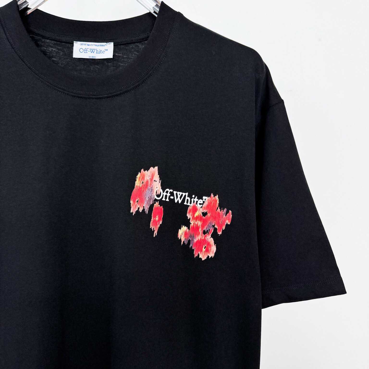 Off-White Arrow-Print T-shirt Black - EUR FASHION