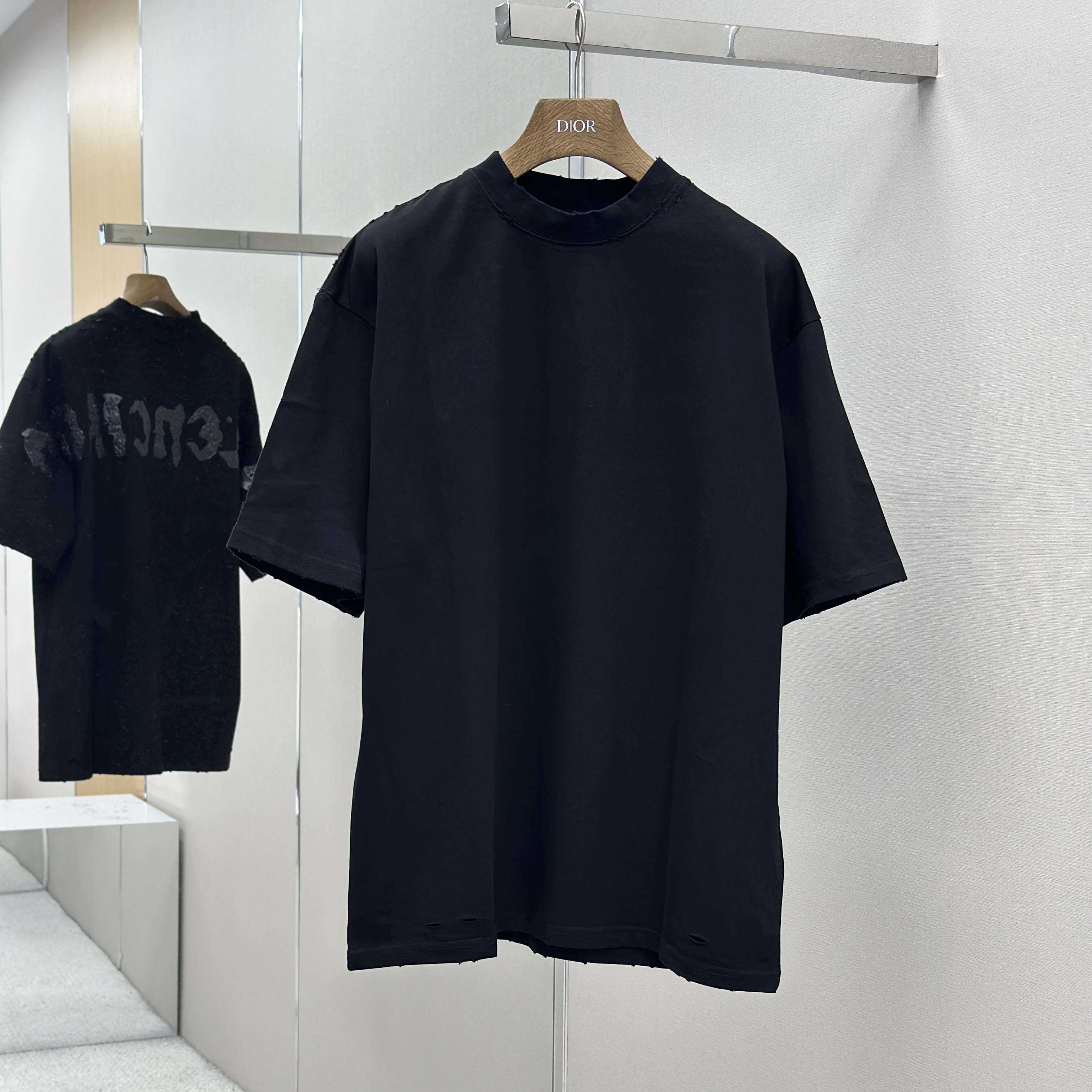 Balenciaga Painted T-Shirt Medium Fit In Faded Washed Black - EUR FASHION