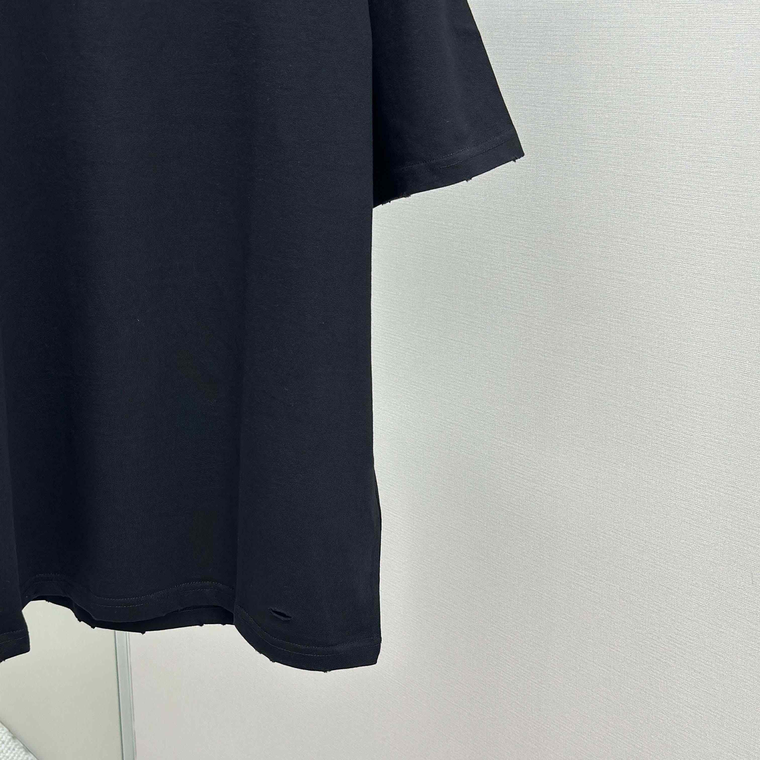Balenciaga Painted T-Shirt Medium Fit In Faded Washed Black - EUR FASHION