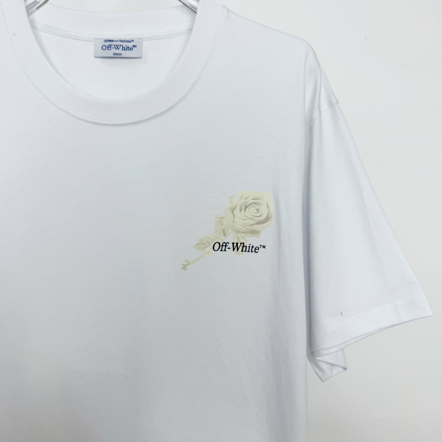 Off-White Roses Arrows-print T-shirt  - EUR FASHION