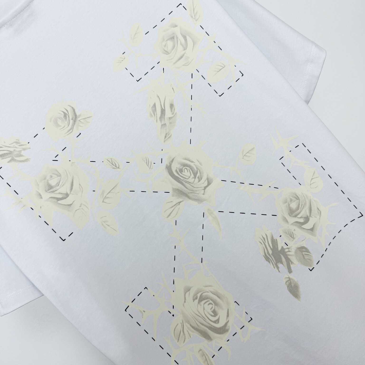 Off-White Roses Arrows-print T-shirt  - EUR FASHION