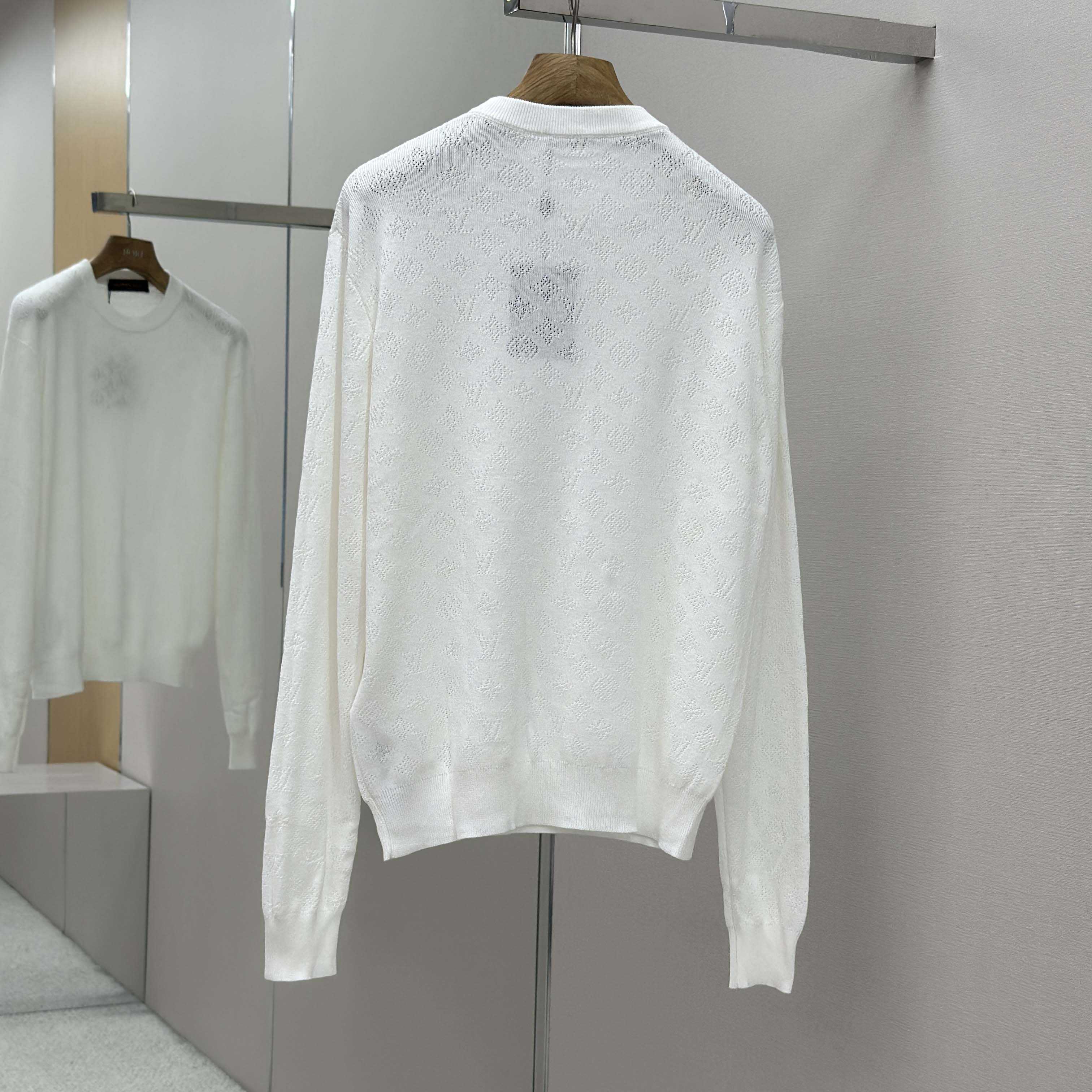 Louis Vuitton Monogram Pointelle Cotton Pullover   1AGJHC - EUR FASHION