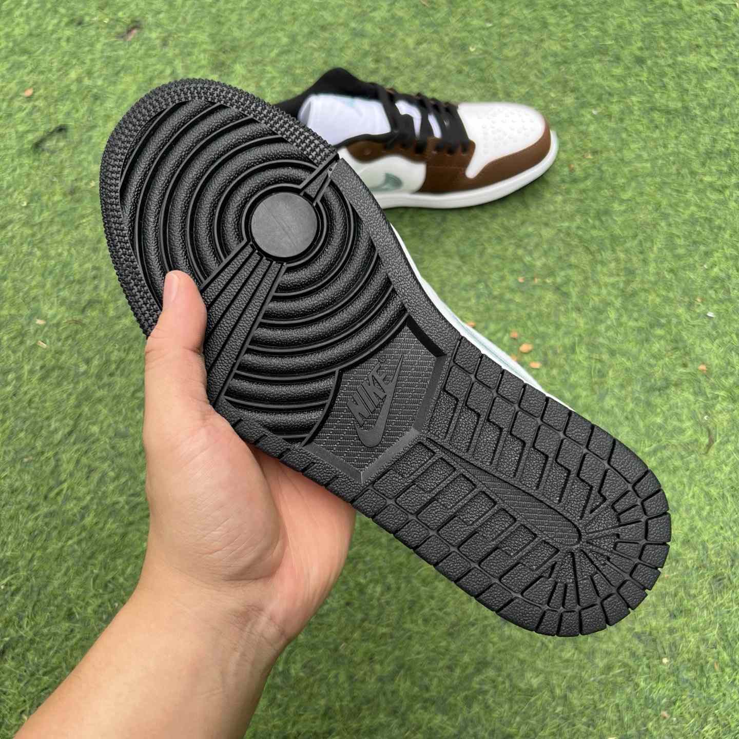 Air Jordan 1 Low    FQ7832-142 - EUR FASHION