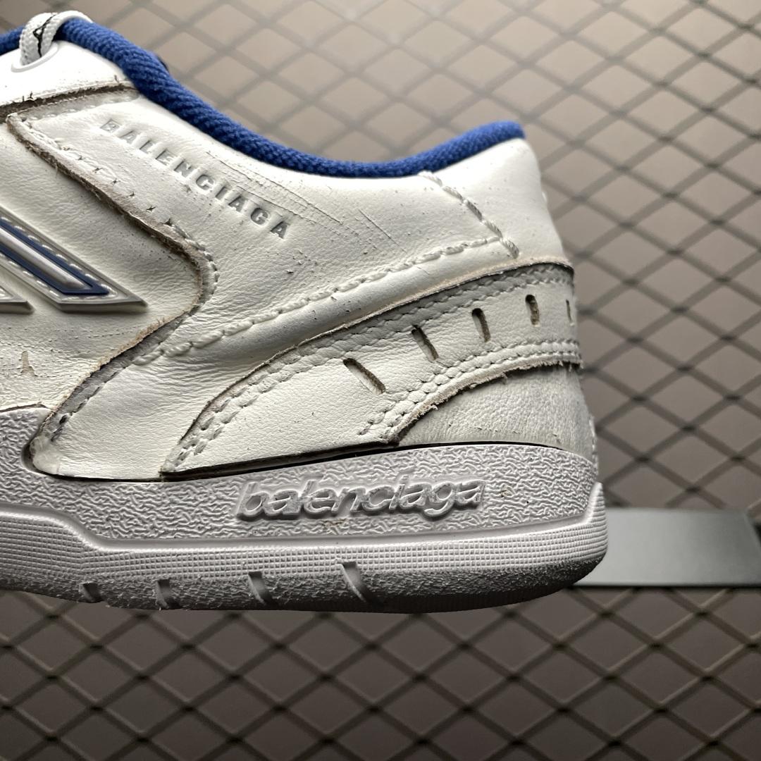 Balenciaga Hamptons Worn-Out Sneaker In White, Dark Blue And Grey Cowskin And Polyester - EUR FASHION