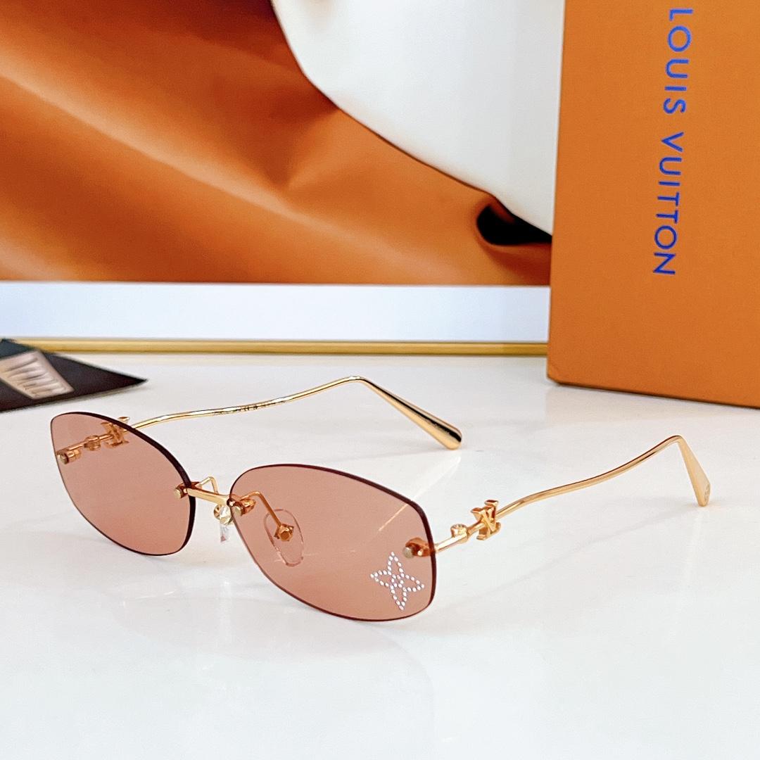  - EUR FASHION