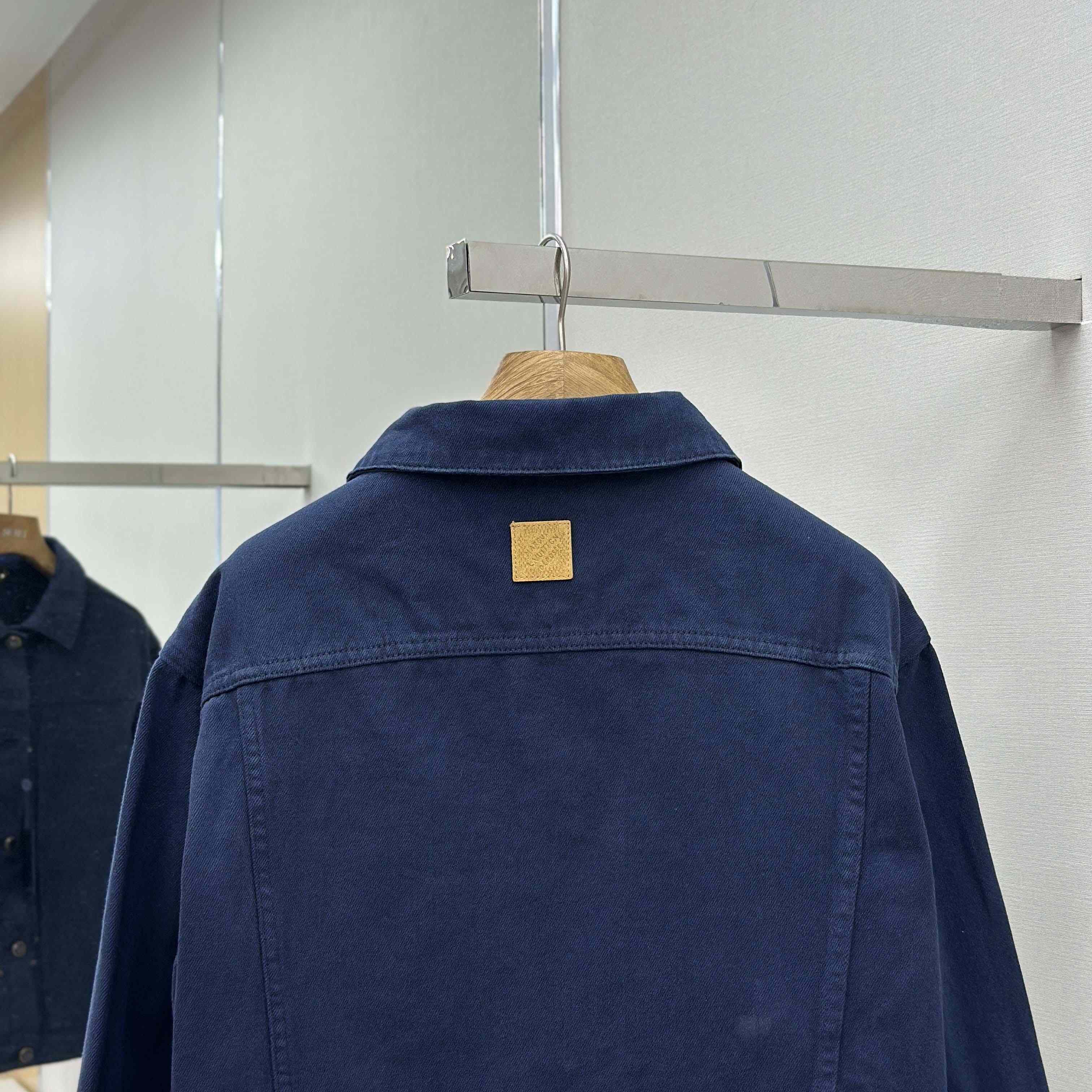 Louis Vuitton Garment-Dyed Denim Type II Trucker Jacket   1AHUY5 - EUR FASHION