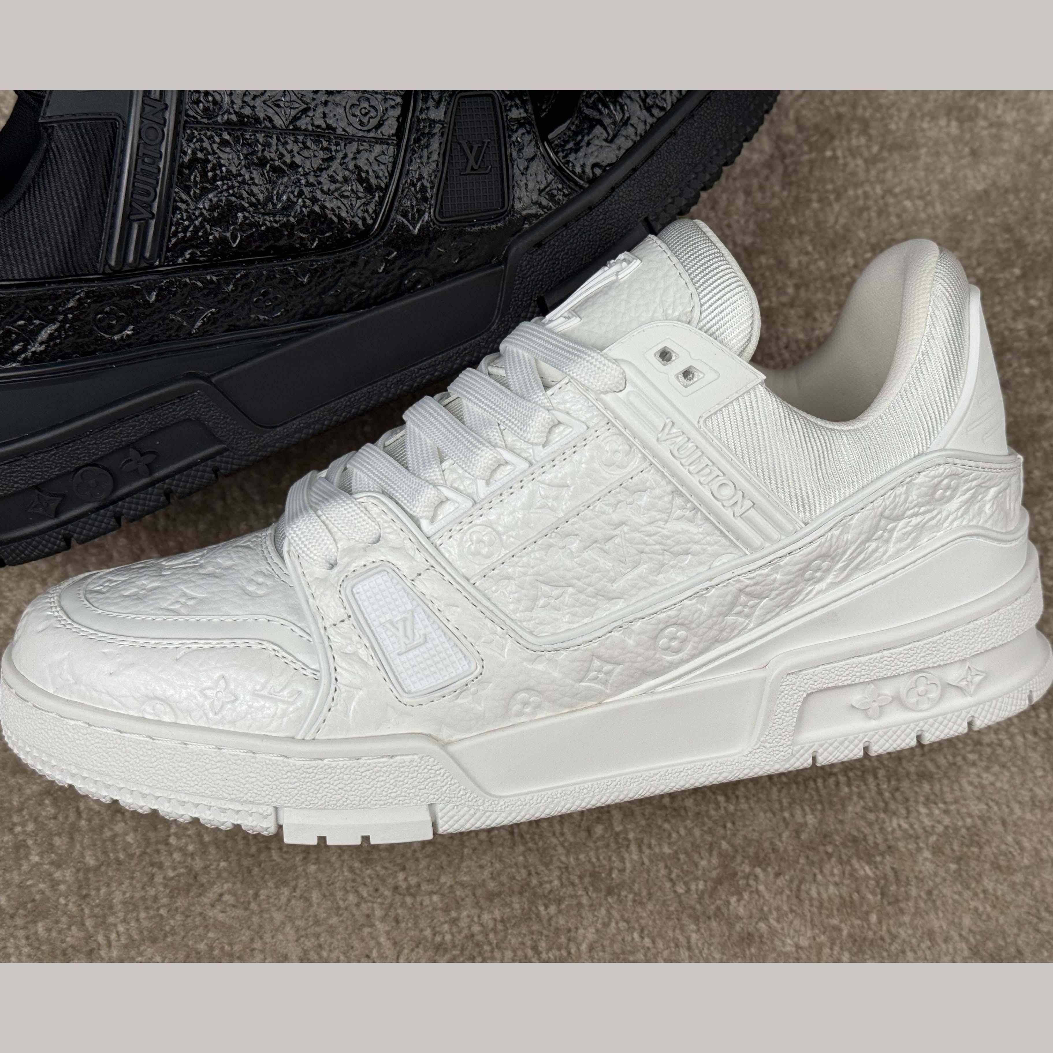 Louis Vuitton LV Trainer Sneaker   1AHT82 - EUR FASHION