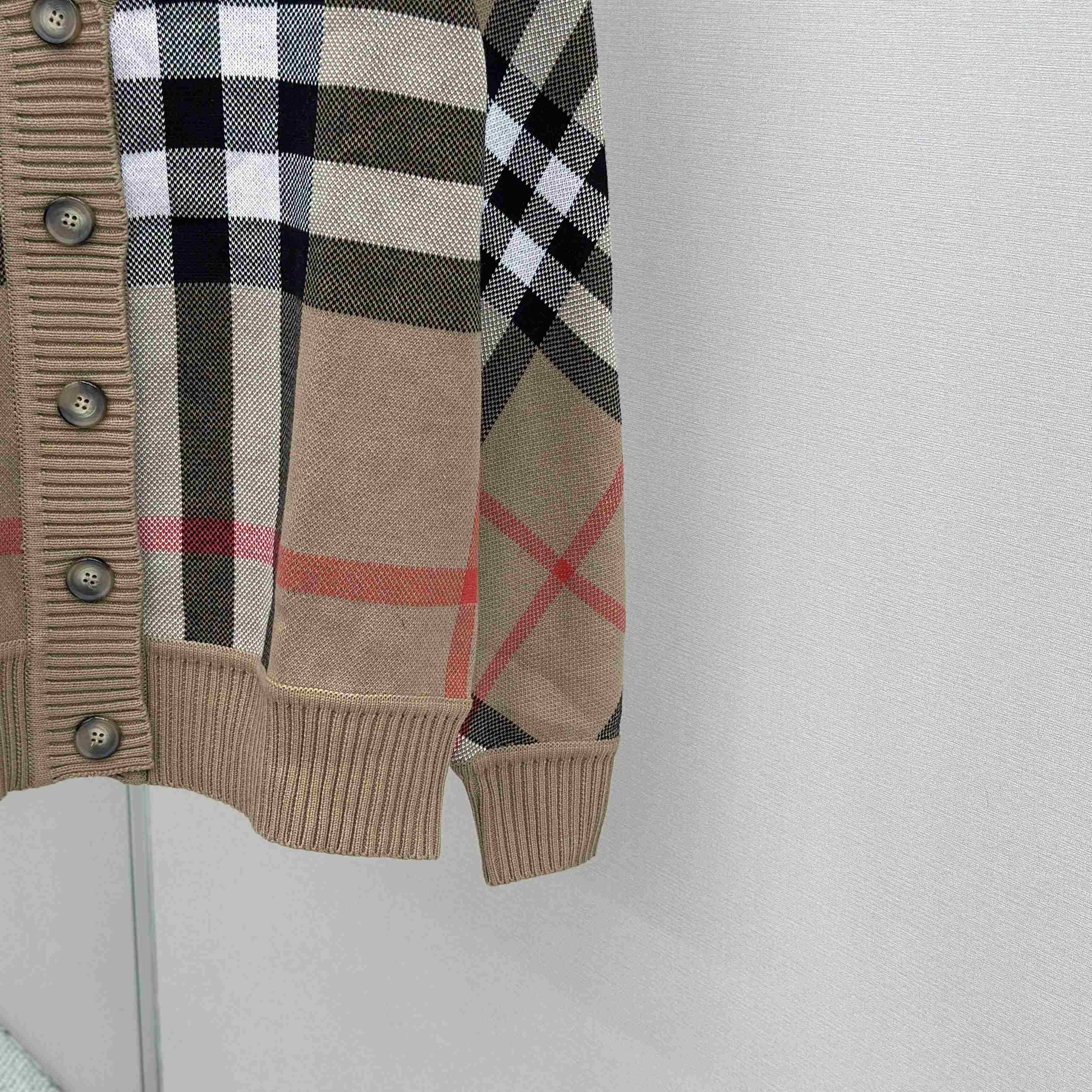 Burberry Check Wool Blend Cardigan - EUR FASHION