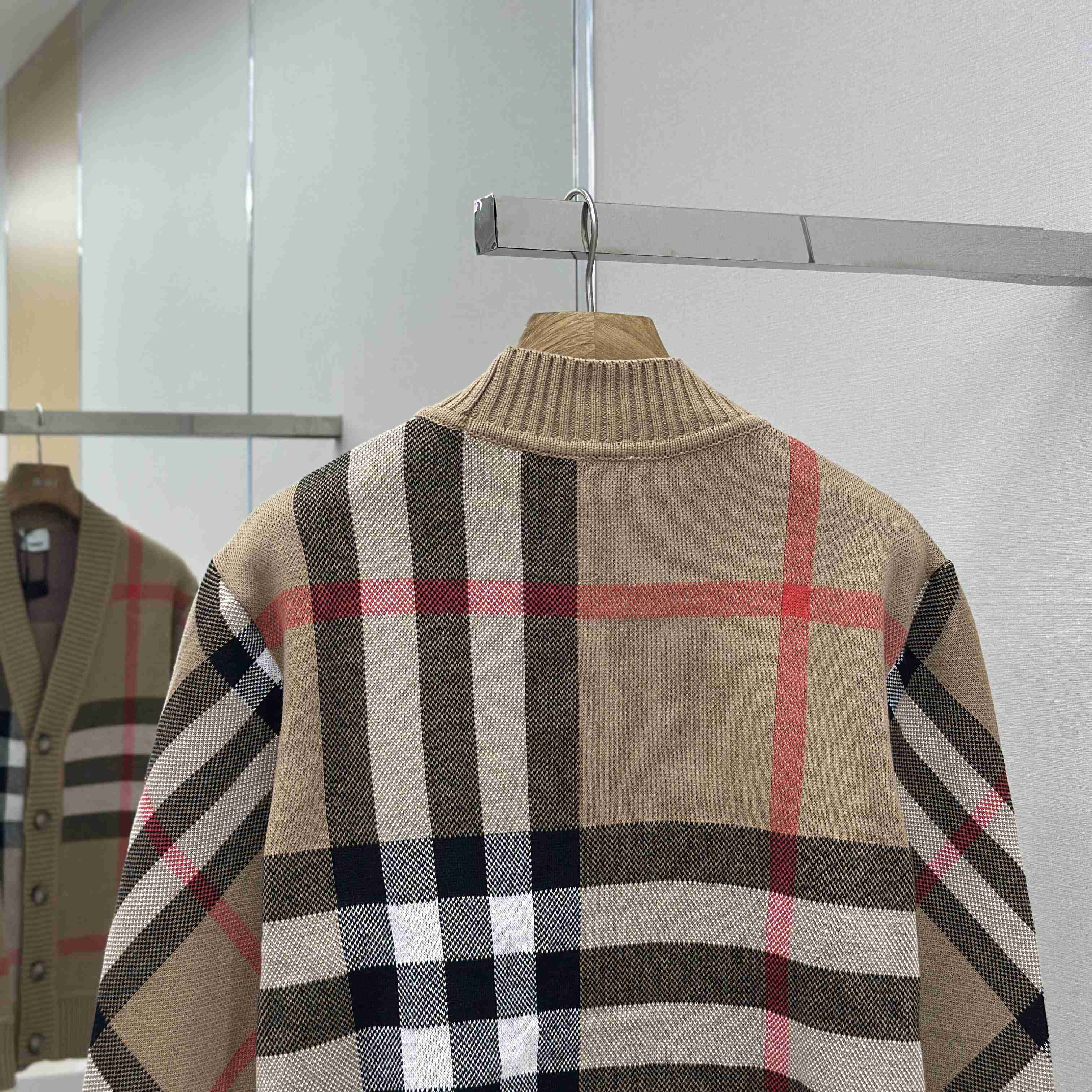 Burberry Check Wool Blend Cardigan - EUR FASHION