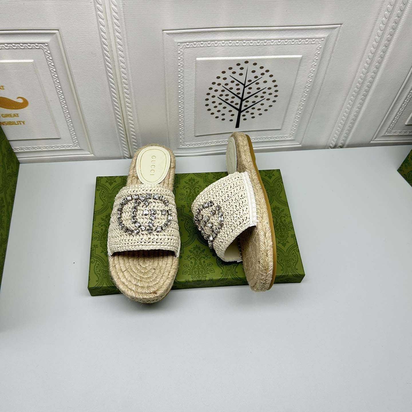 Gucci Women's espadrille with crystal Interlocking G - EUR FASHION