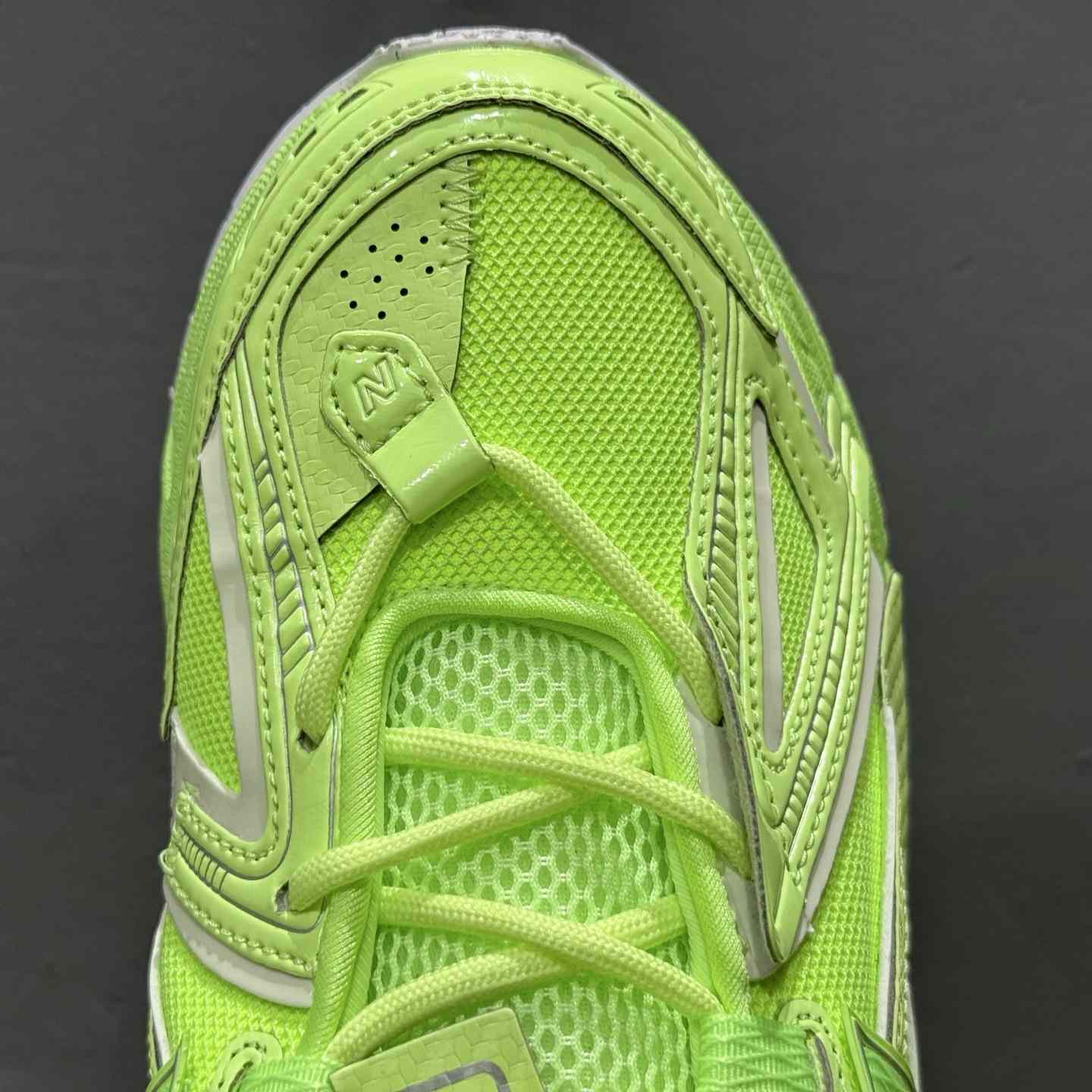 New Balance 1906 Sneakers - EUR FASHION