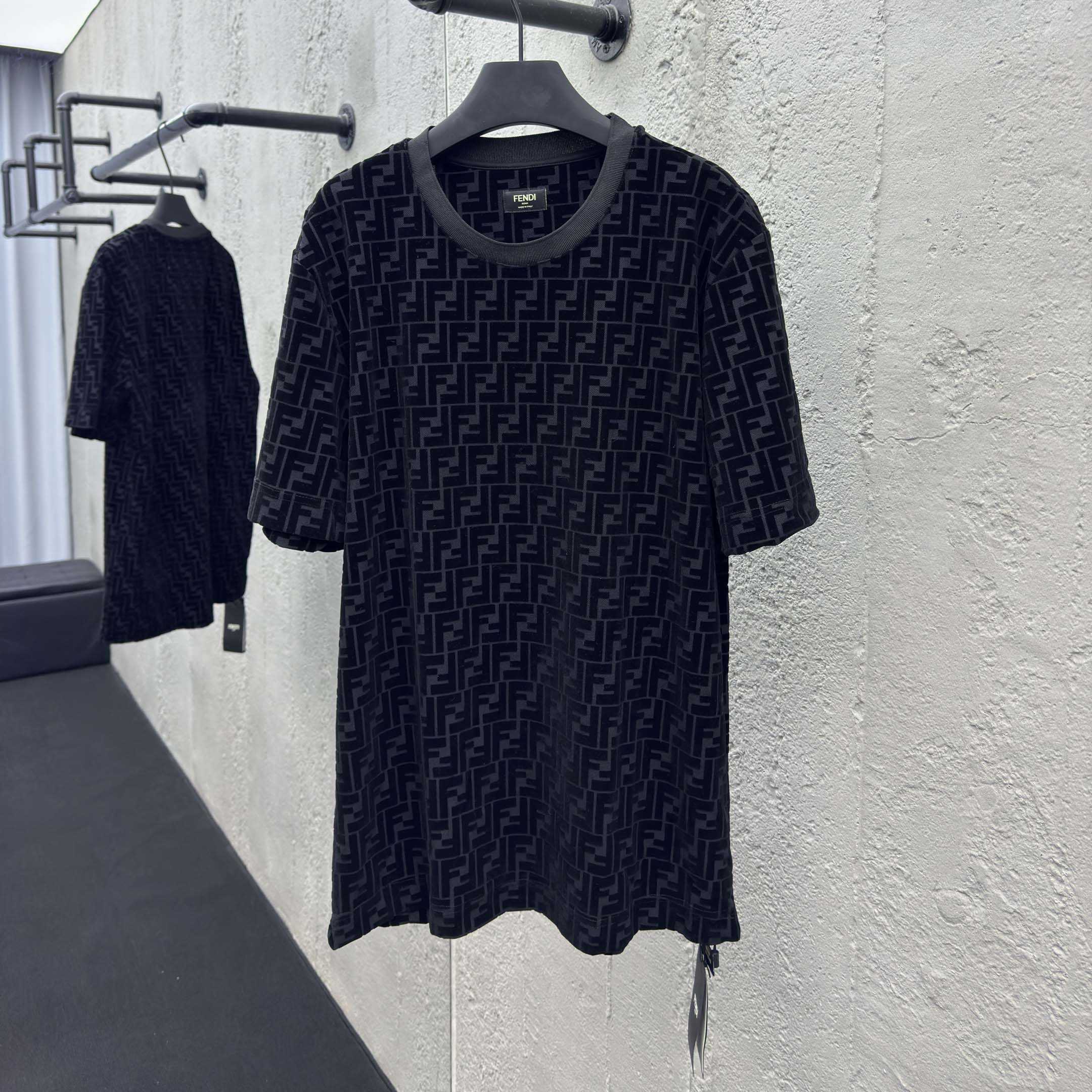  - EUR FASHION