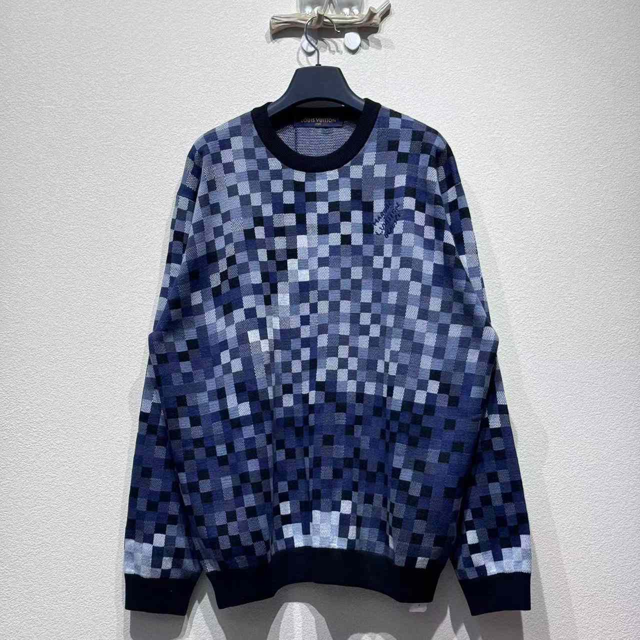  - EUR FASHION