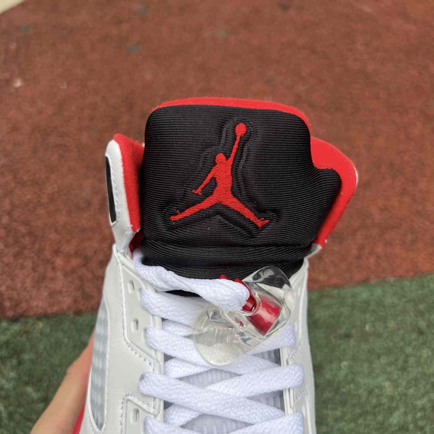 Air Jordan 5 “Fire Red Black Tongue” HQ7978-101 - EUR FASHION