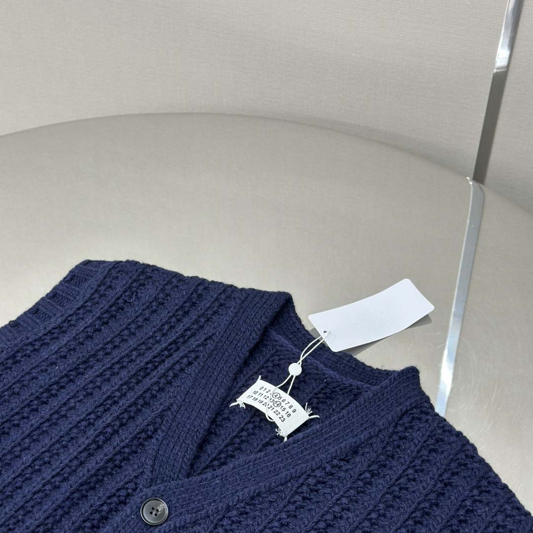 Maison Margiela Ribbed-knit Wool Vest - EUR FASHION