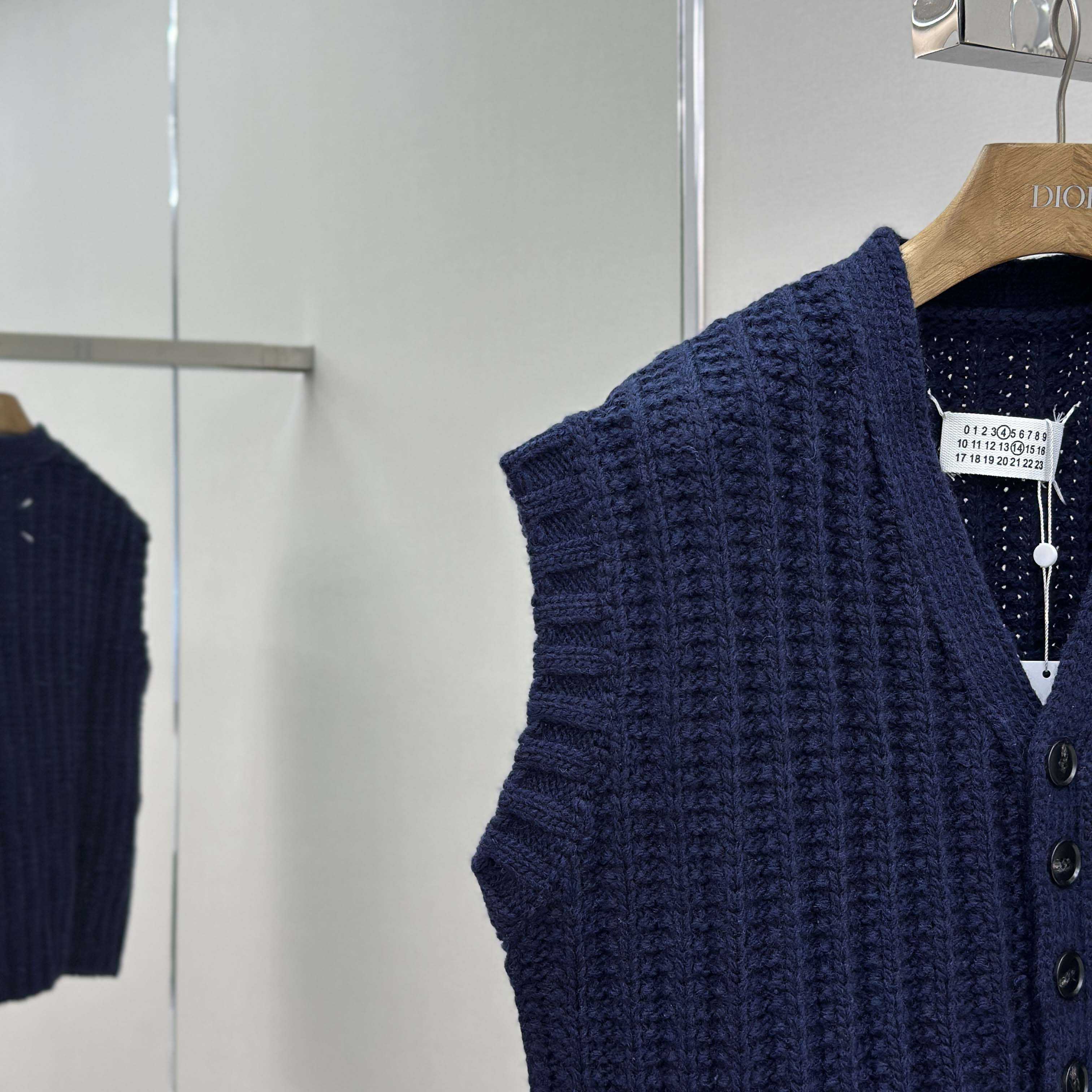 Maison Margiela Ribbed-knit Wool Vest - EUR FASHION