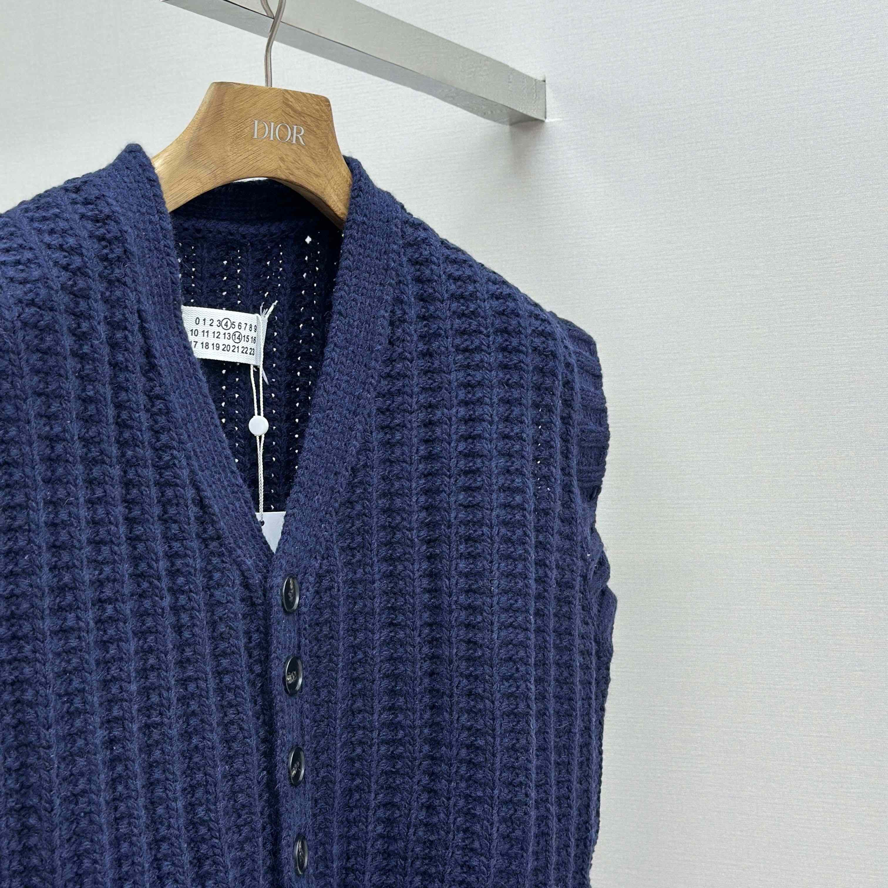 Maison Margiela Ribbed-knit Wool Vest - EUR FASHION