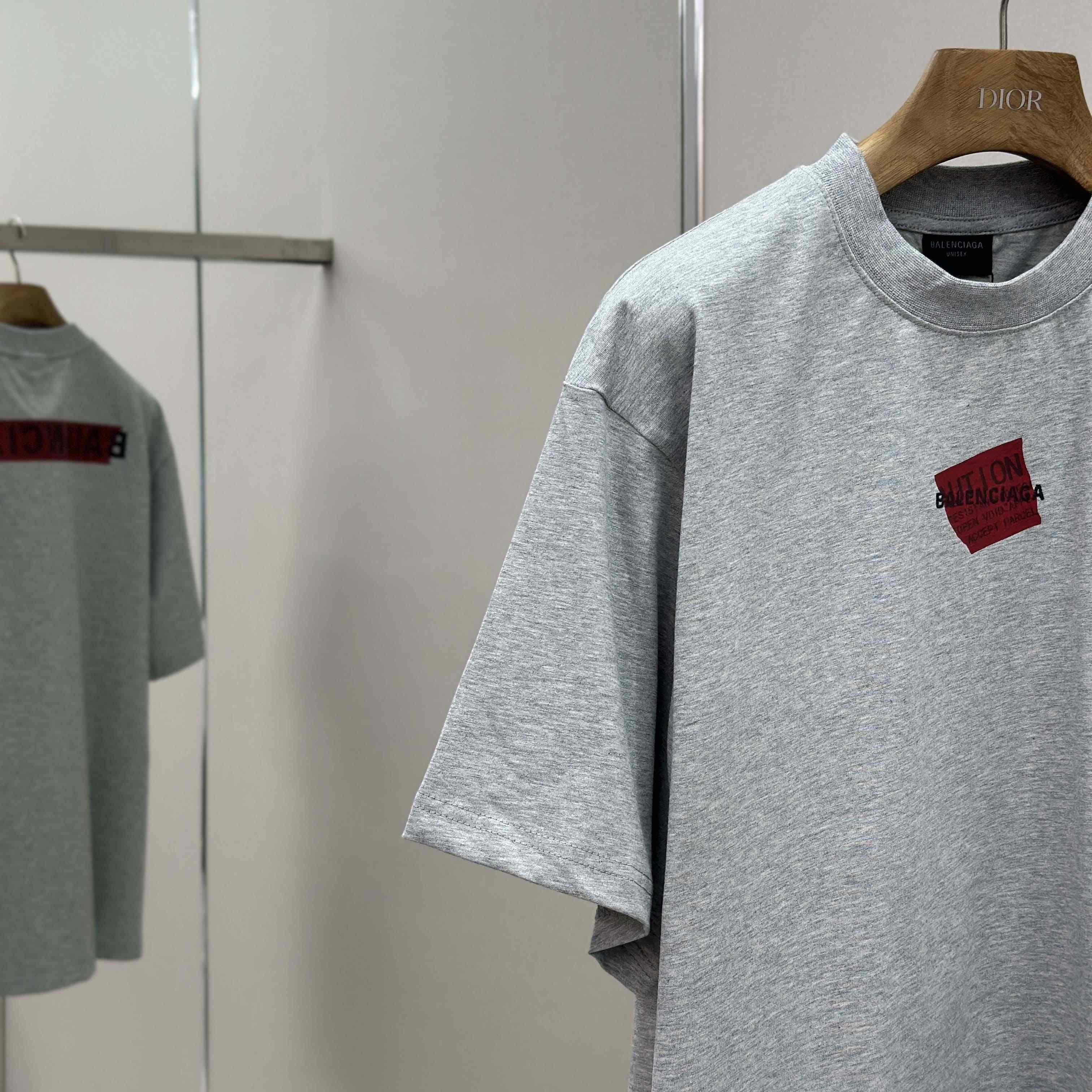 Balenciaga Taped Balenciaga Back T-Shirt Medium Fit in heather grey dry jersey - EUR FASHION