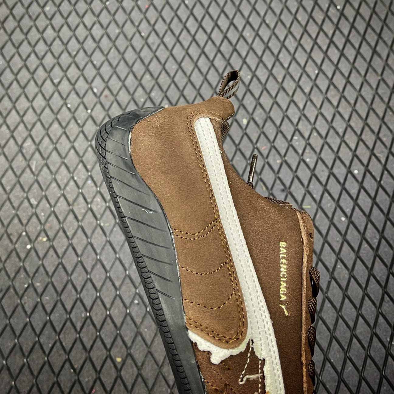 Balenciaga Speedcat Suede Balenciaga In Brown, White And Black Distressed Suede Cowskin - EUR FASHION