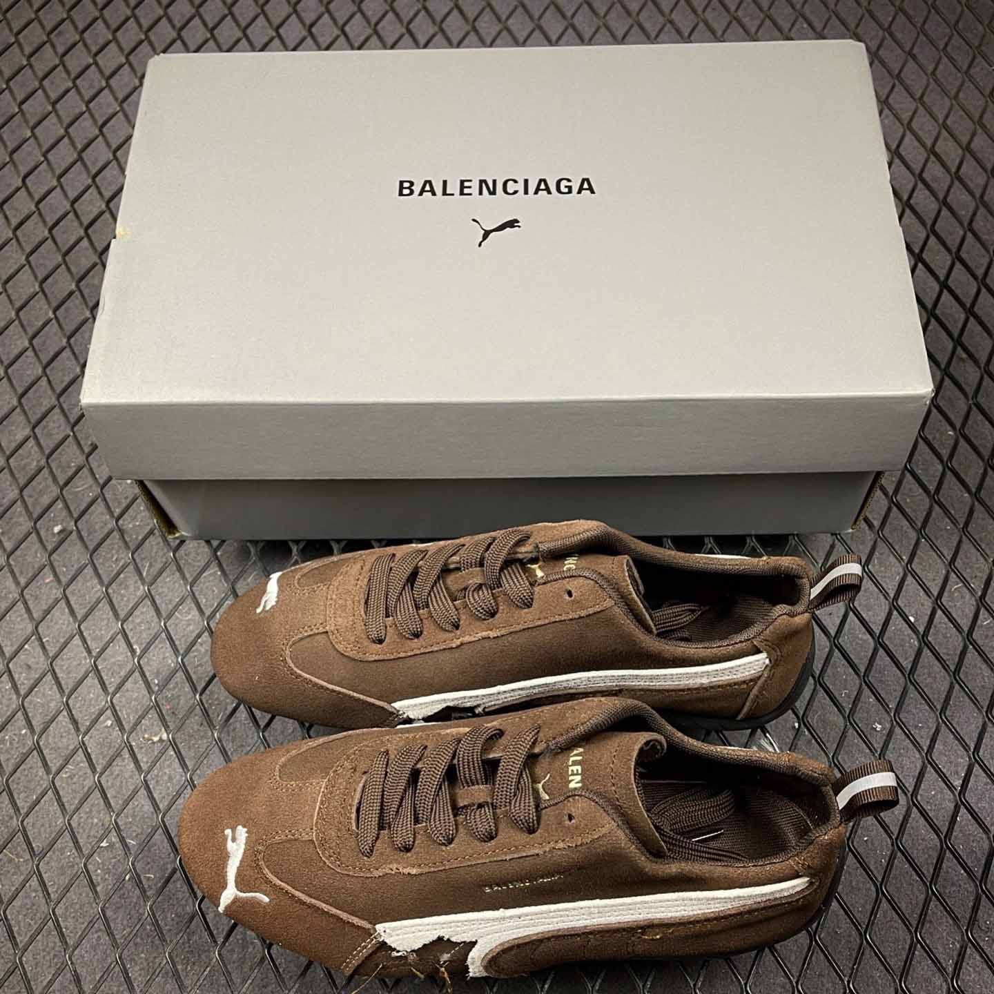 Balenciaga Speedcat Suede Balenciaga In Brown, White And Black Distressed Suede Cowskin - EUR FASHION