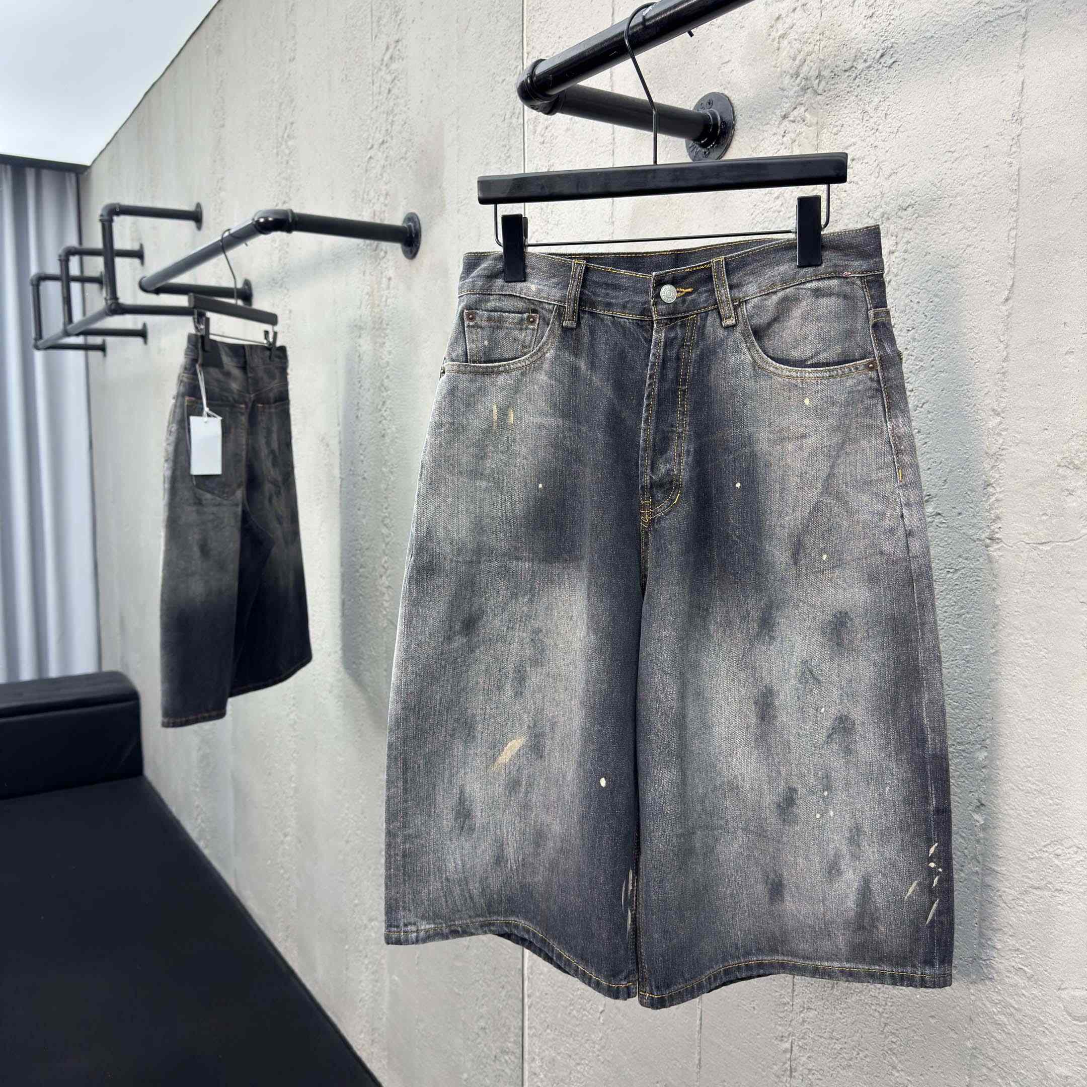  - EUR FASHION