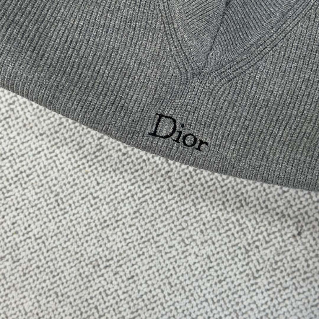Dior V-Neck Sweater - EUR FASHION