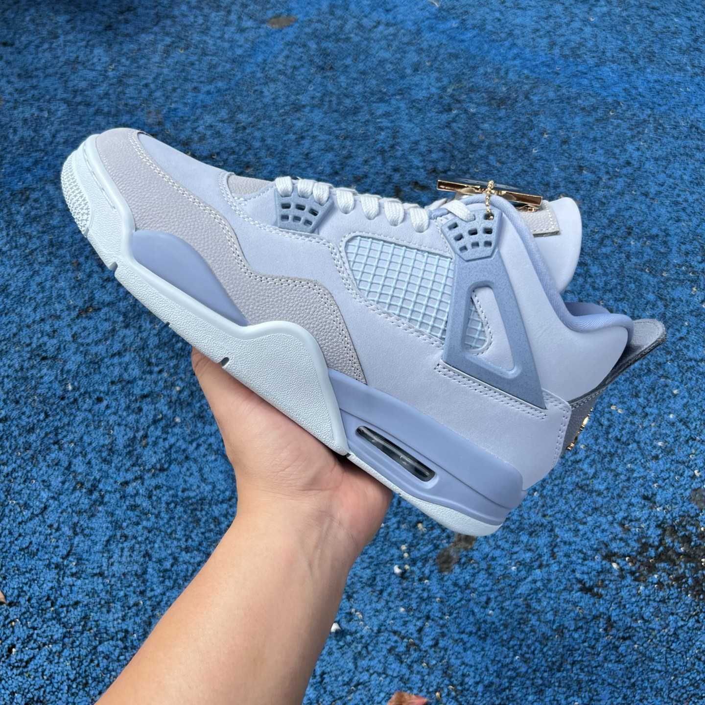 Jordan Air Jordan 4 UNC Tar Heels PE    HV9204-407 - EUR FASHION