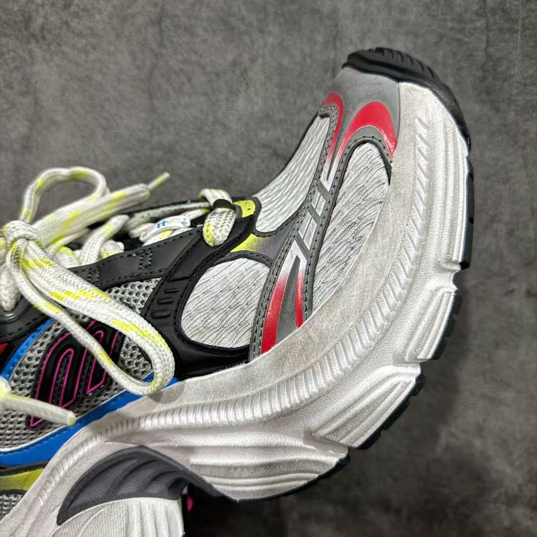 Balenciaga 6XL Sneaker In Black, White And Multicolor - EUR FASHION