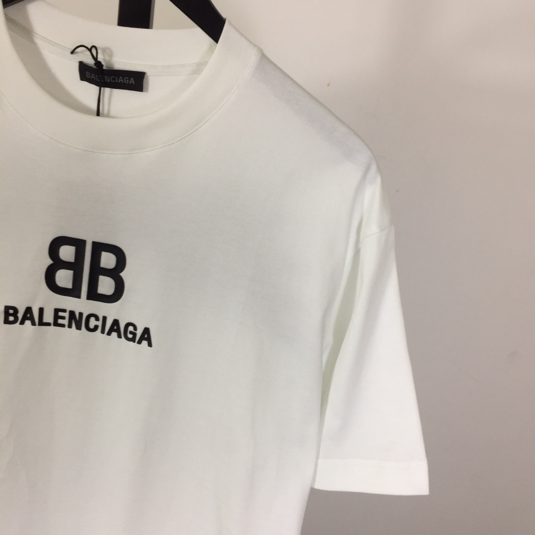 Balenciaga Short Sleeve With Wing Pattern - EUR FASHION
